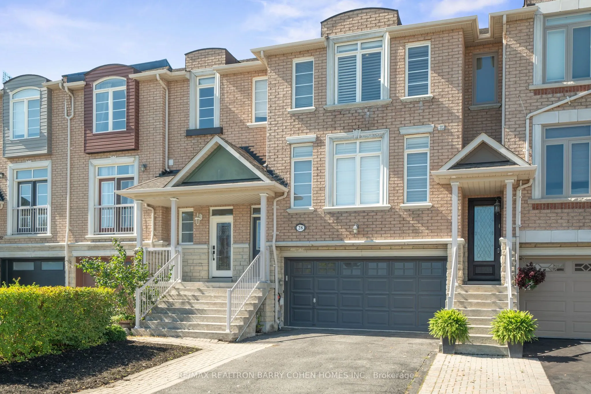 28 Mistywood Crescent