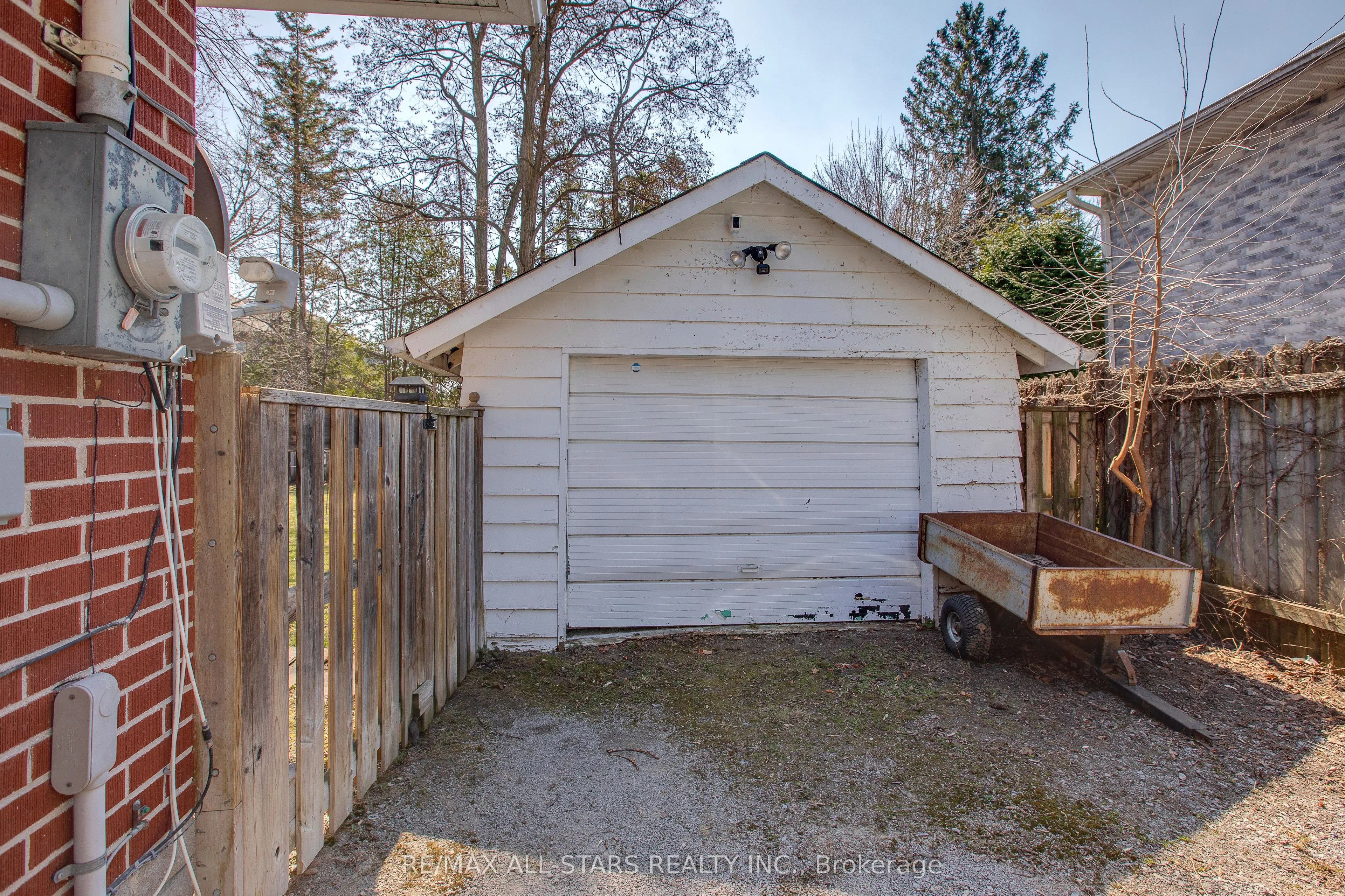 269 Rayners Road