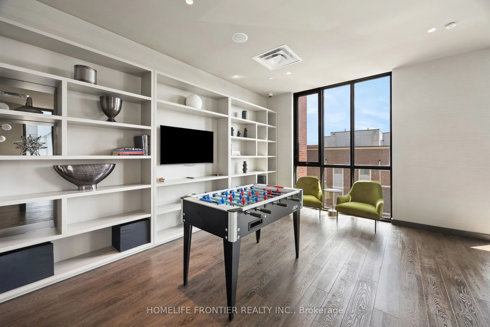 10 Honeycrisp Crescent E, #520
