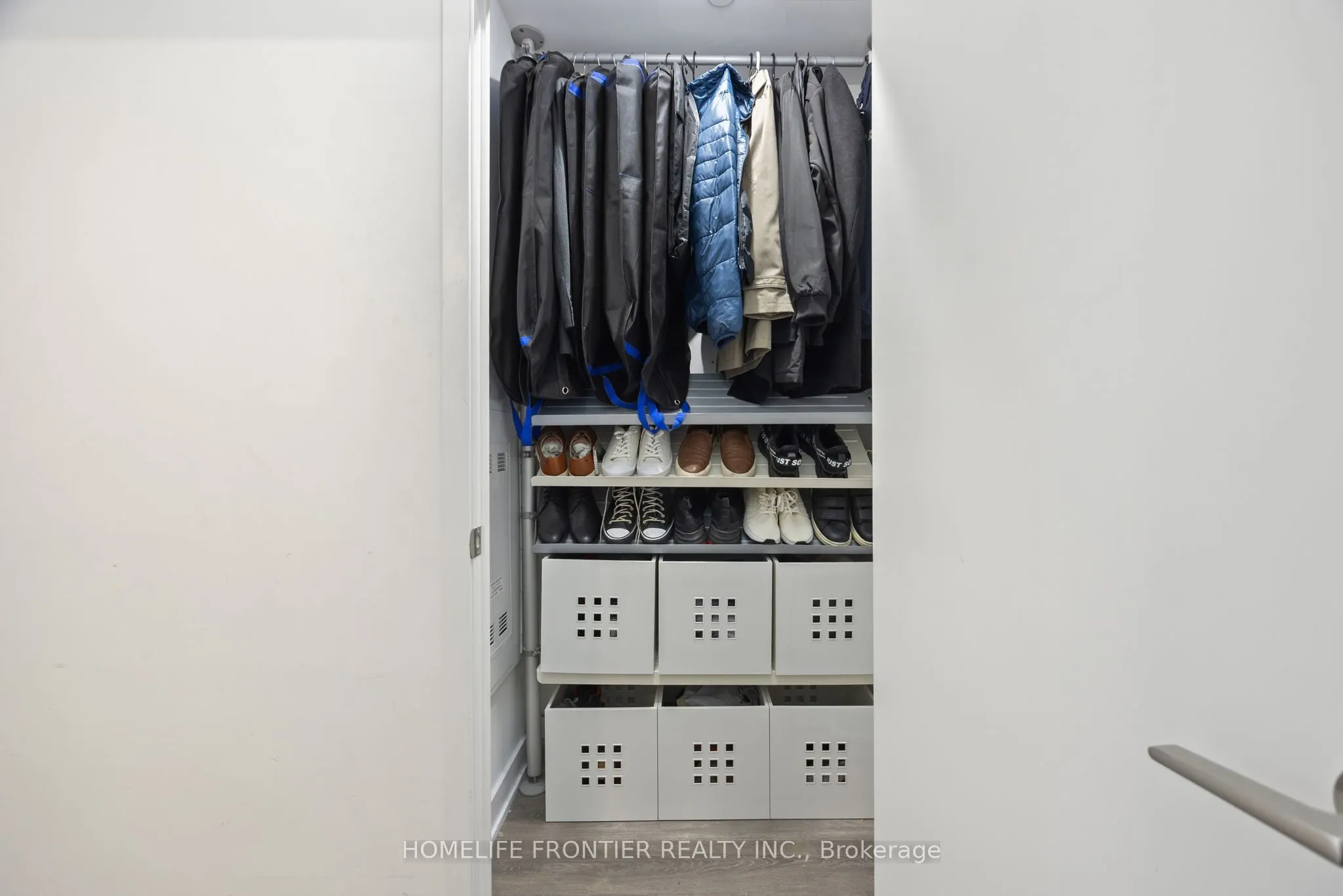 10 Honeycrisp Crescent E, #520