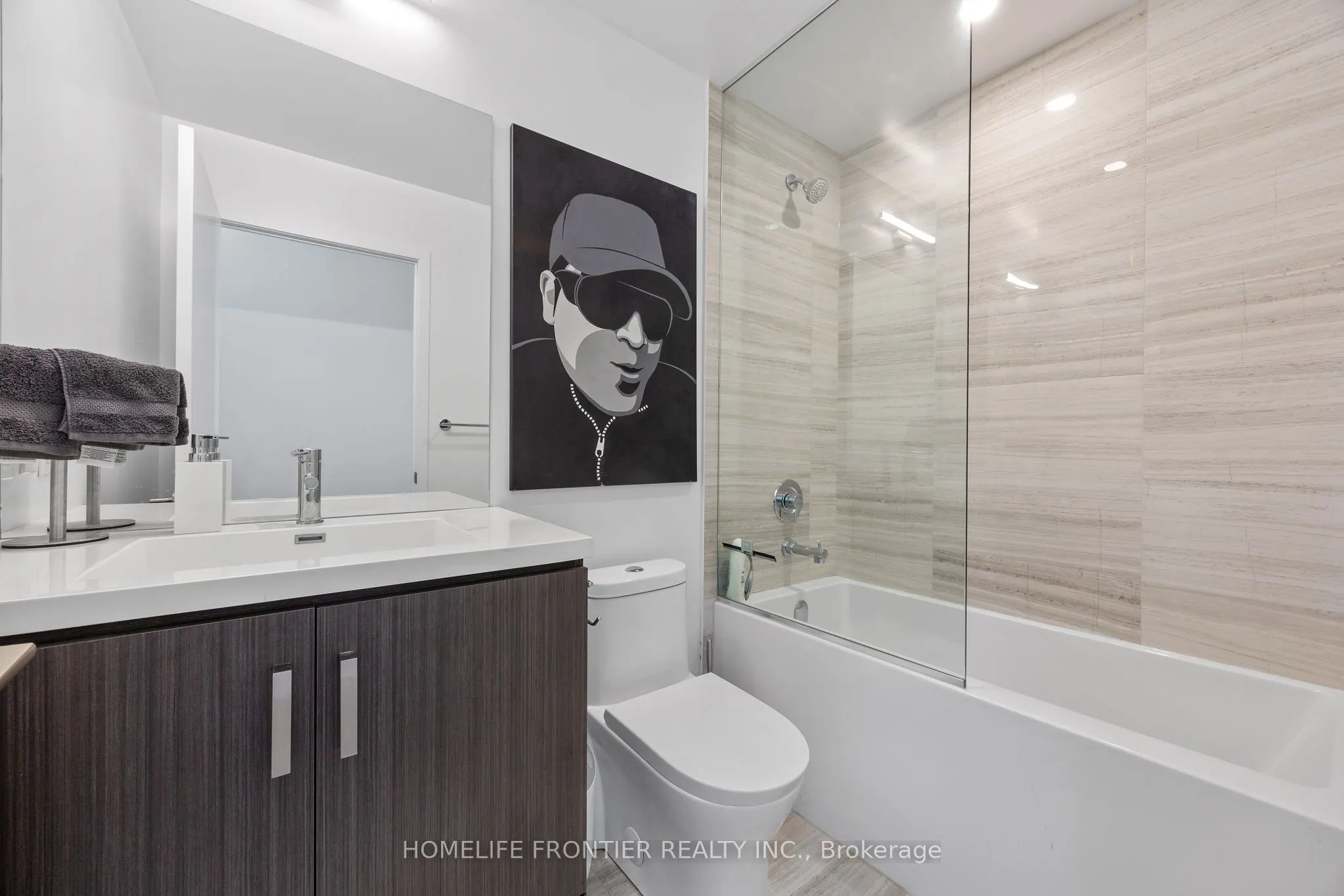 10 Honeycrisp Crescent E, #520