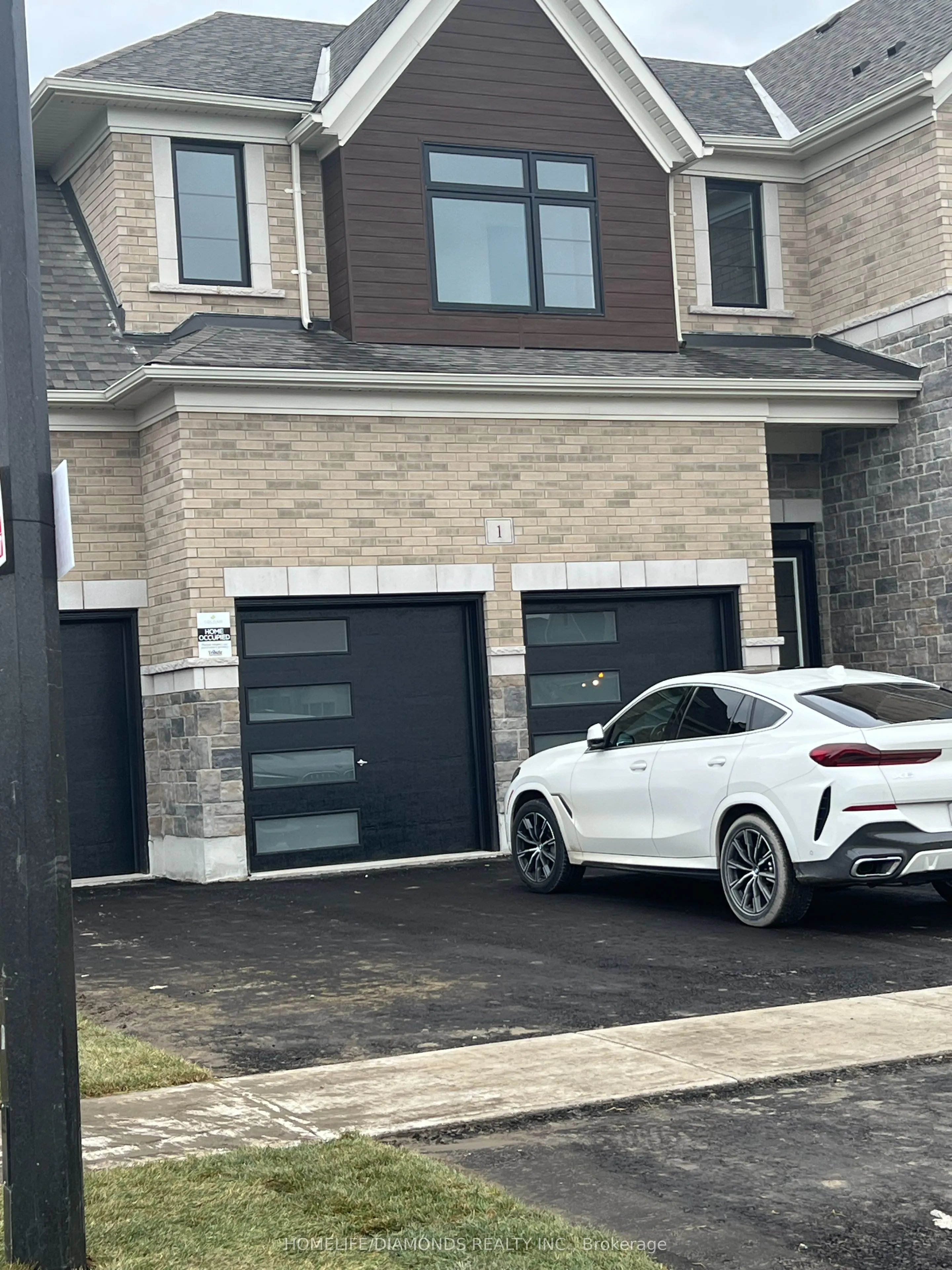 1 ORCHID Crescent
