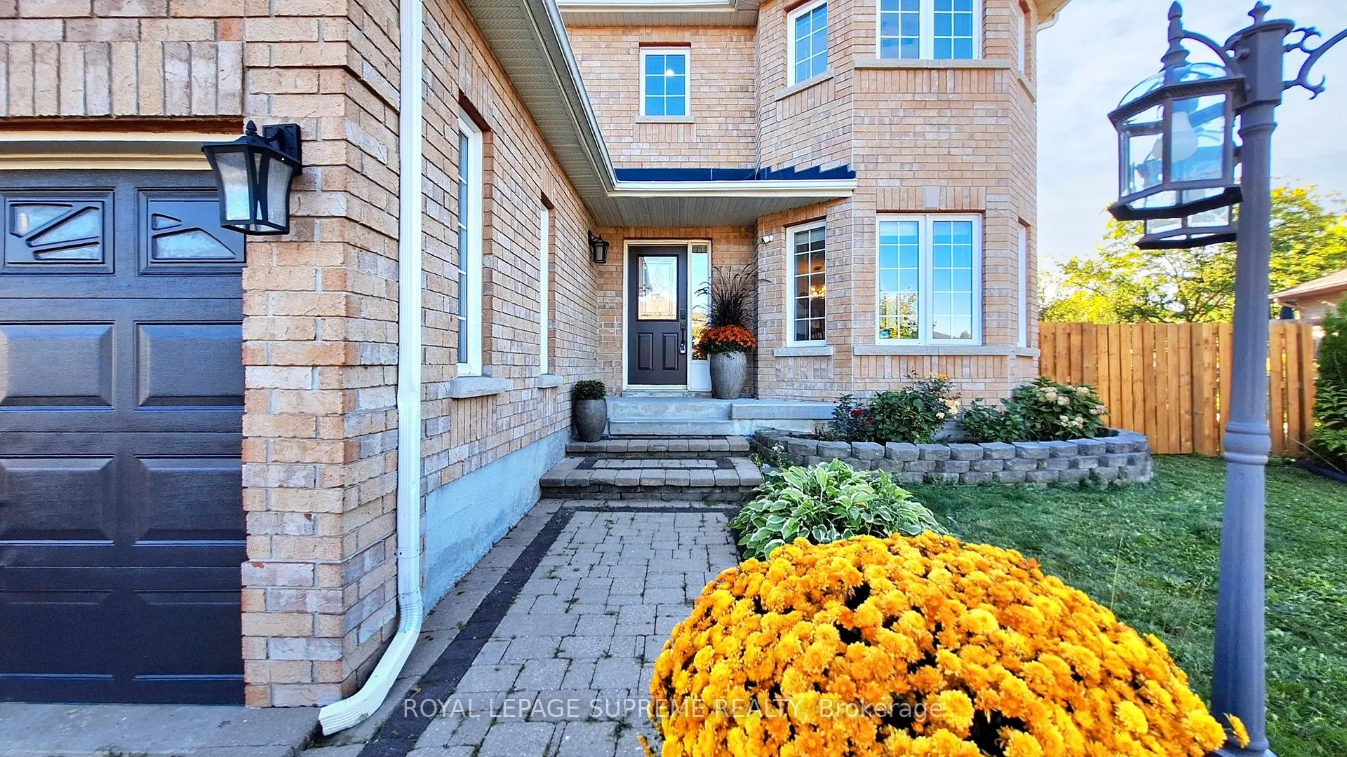 2249 Jack Crescent