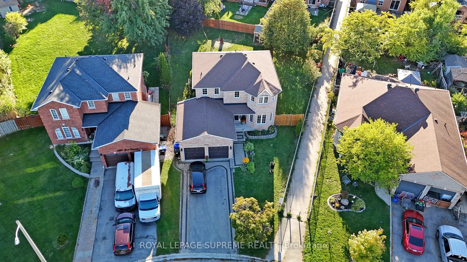 2249 Jack Crescent