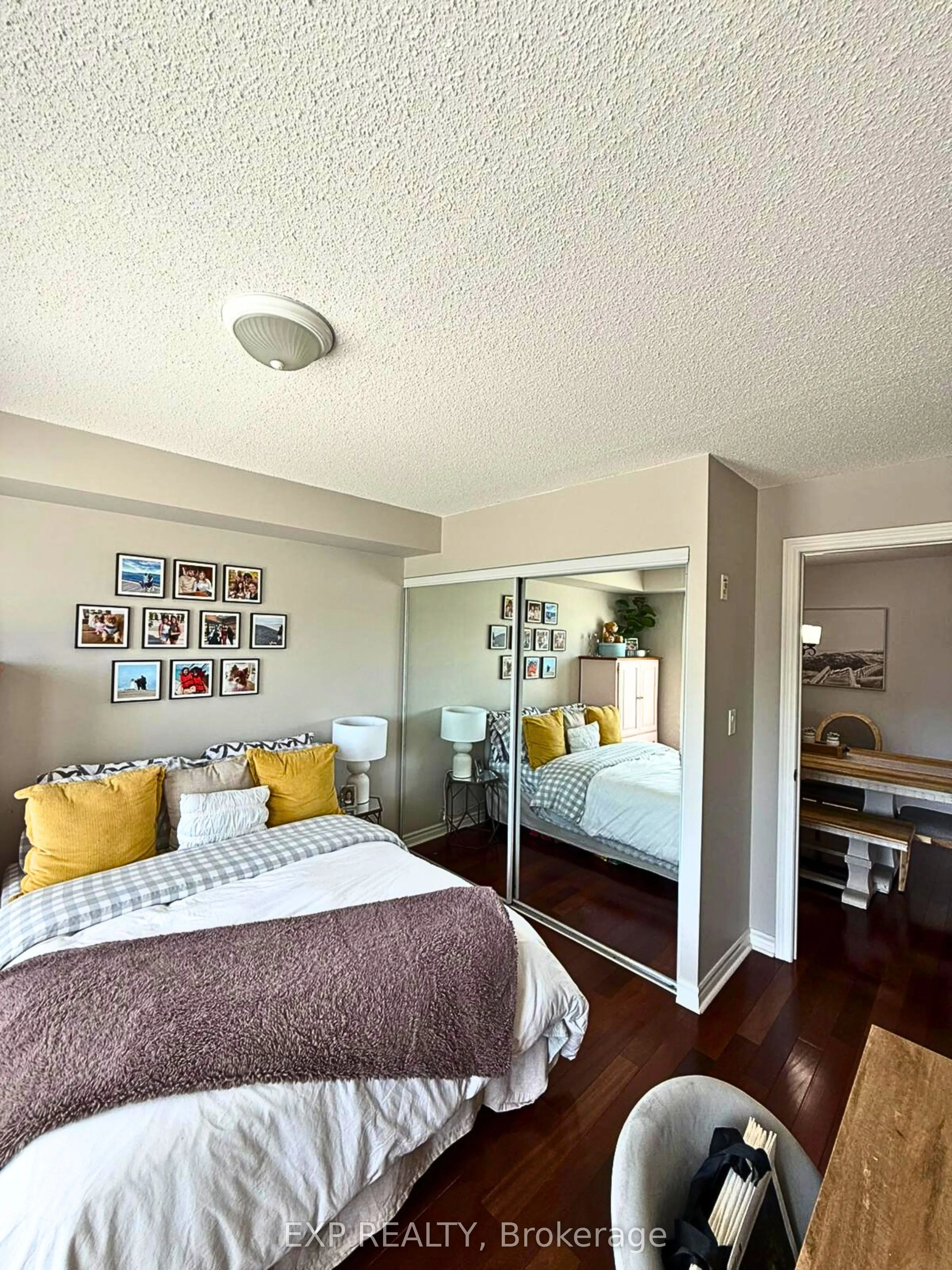 22 James Hill Court, #208
