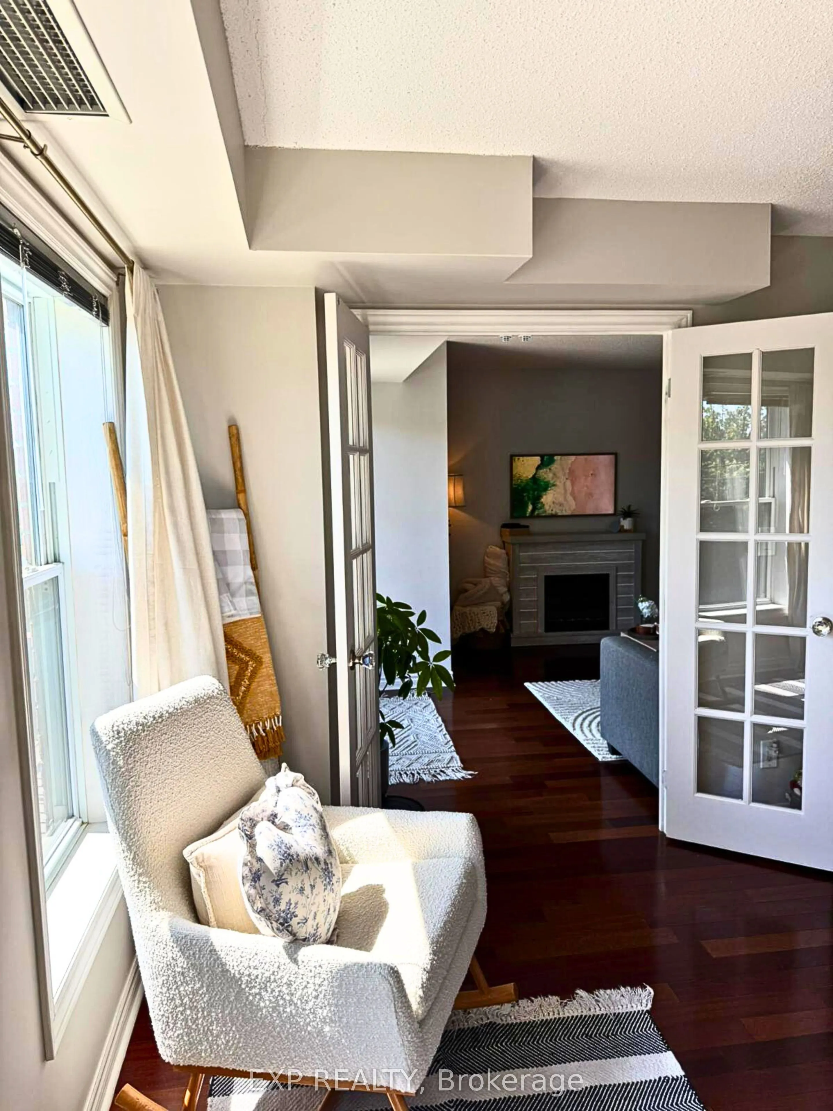 22 James Hill Court, #208