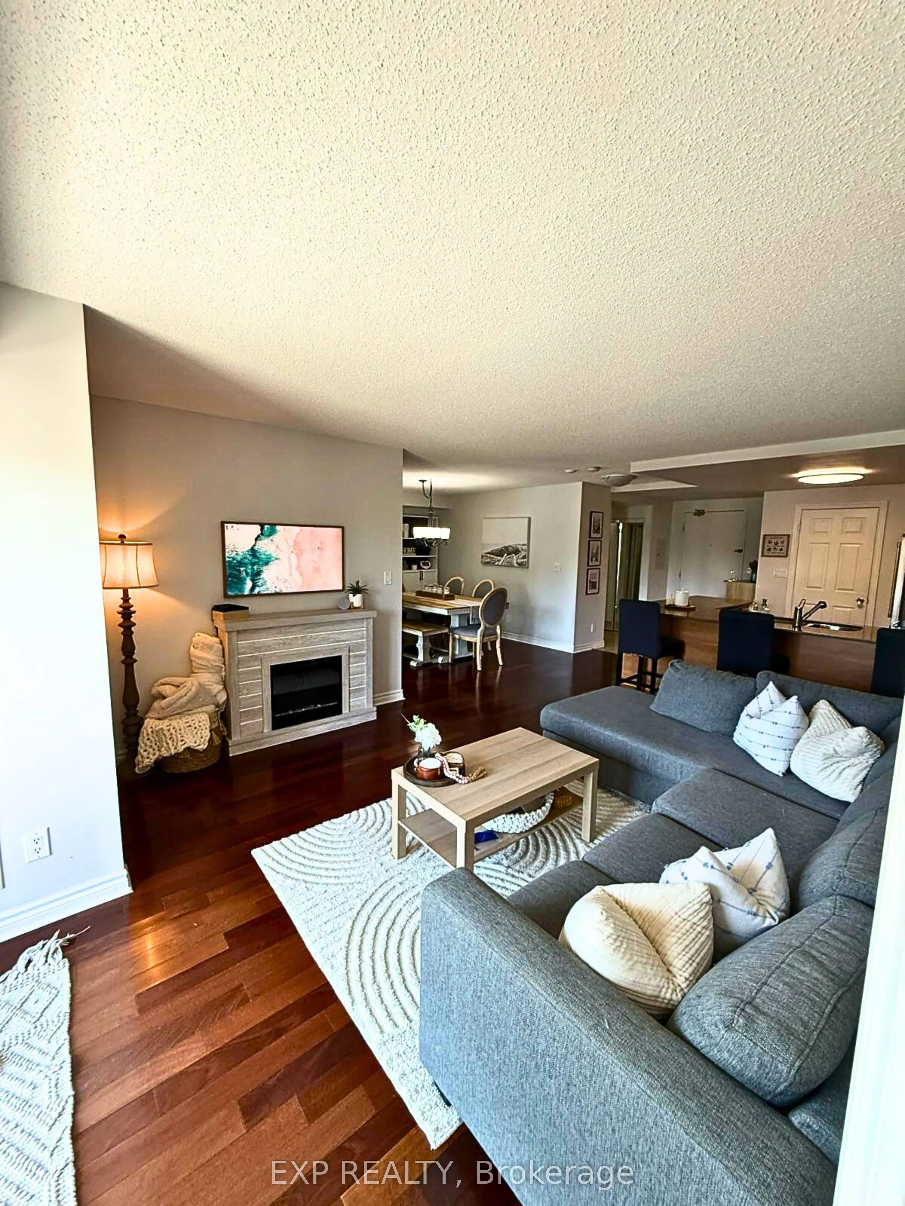 22 James Hill Court, #208