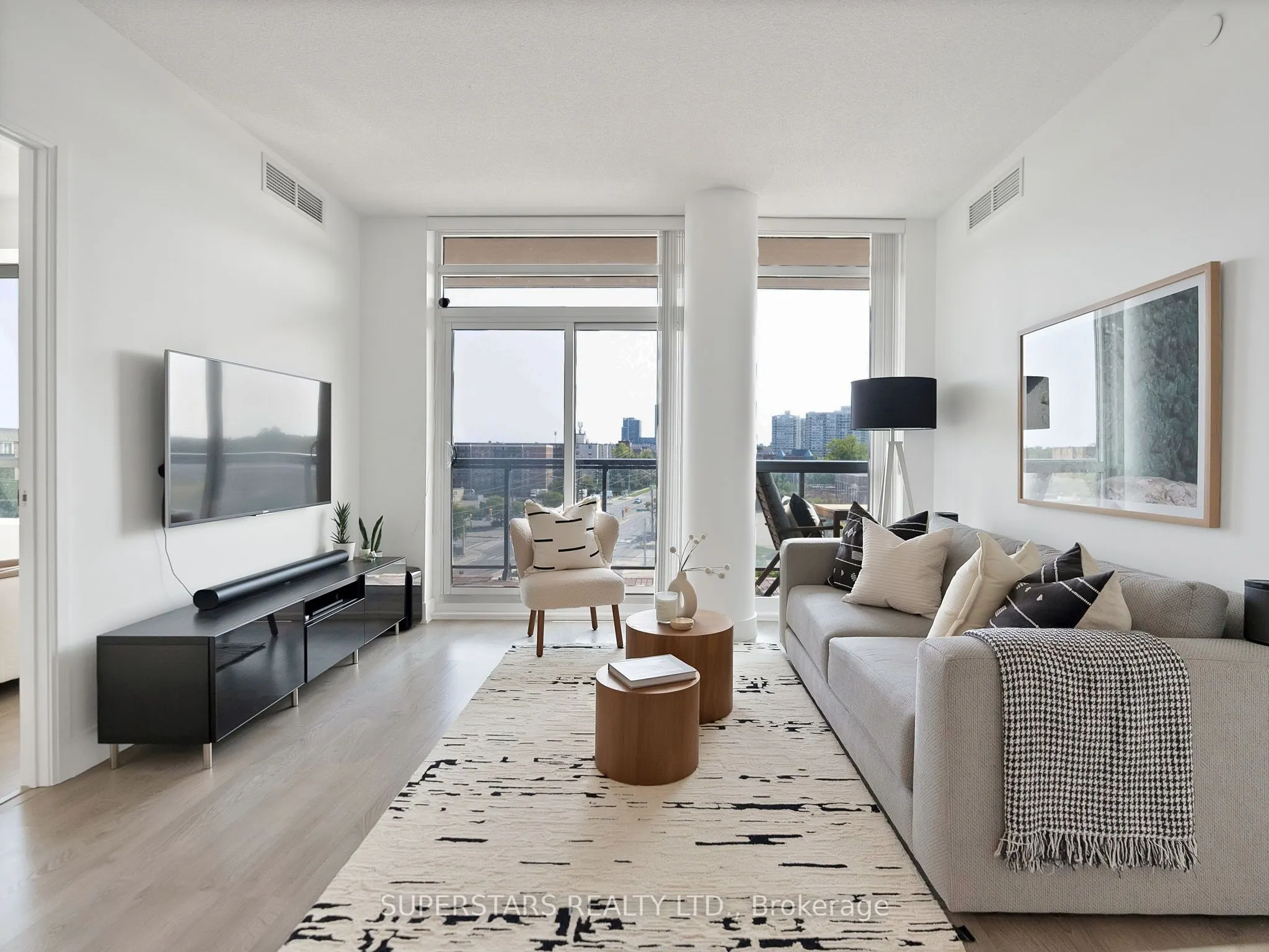 7608 Yonge Street, #620