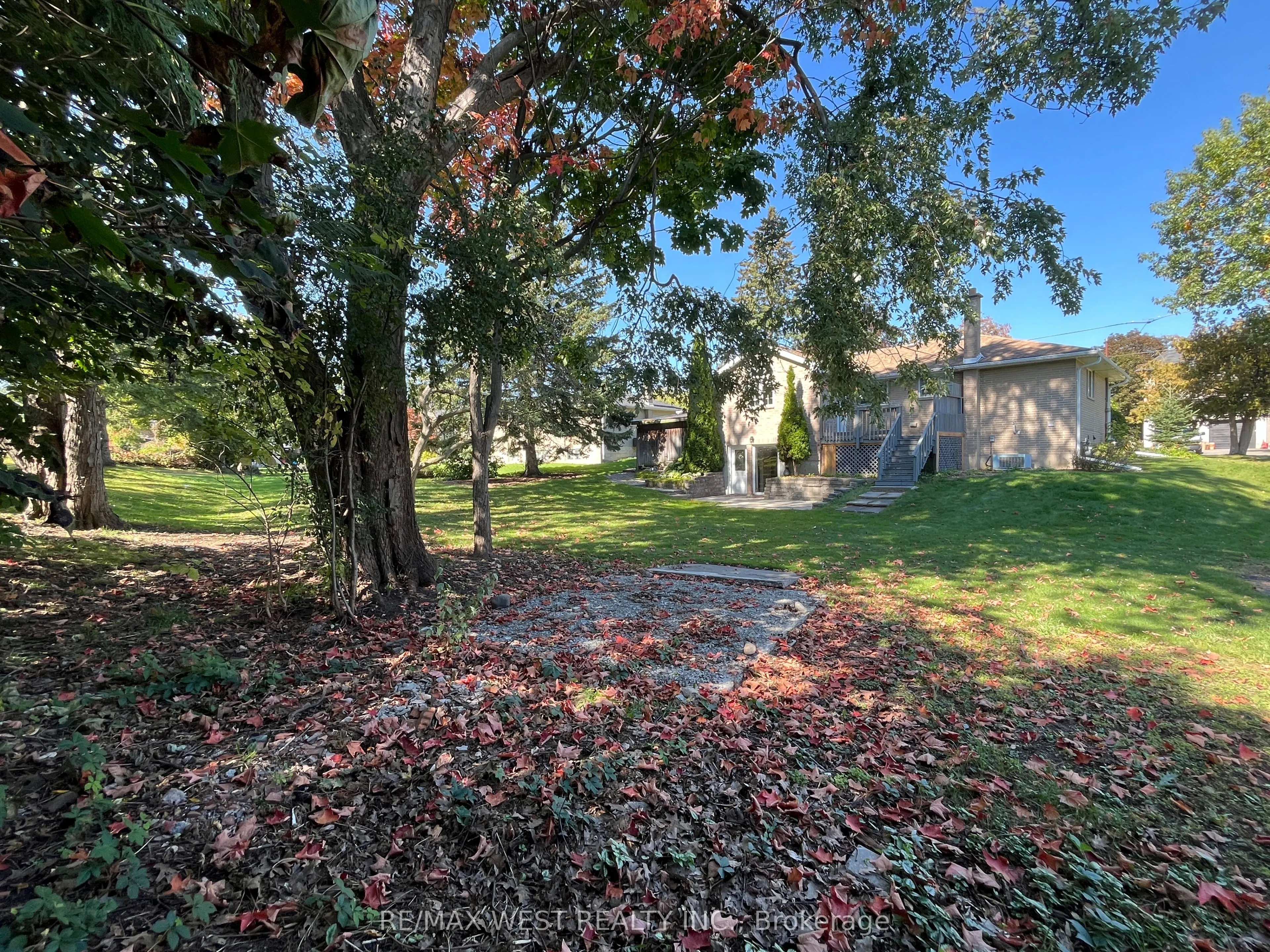 25 Norman Avenue