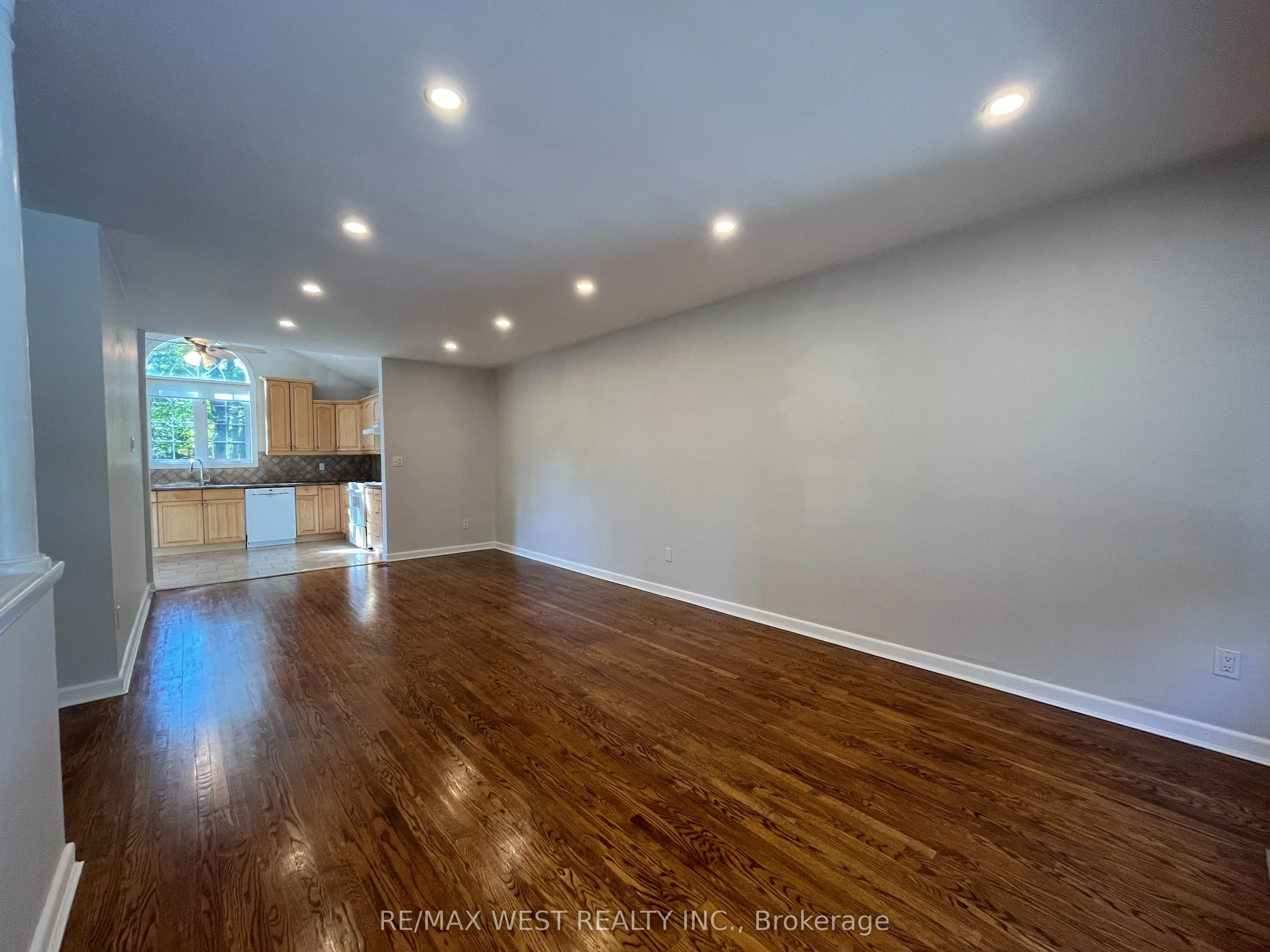 25 Norman Avenue