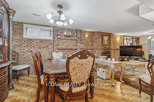44 Wigwoss Drive
