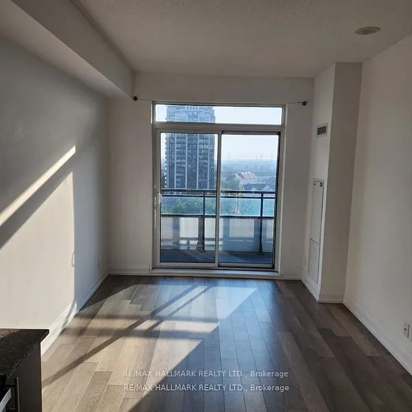 7890 Bathurst Street, #909