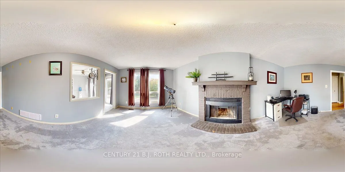 995 LINDEN Street