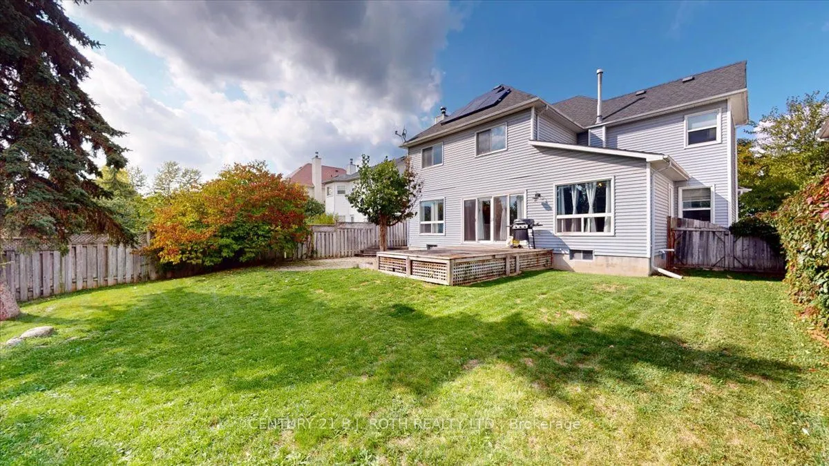 995 LINDEN Street