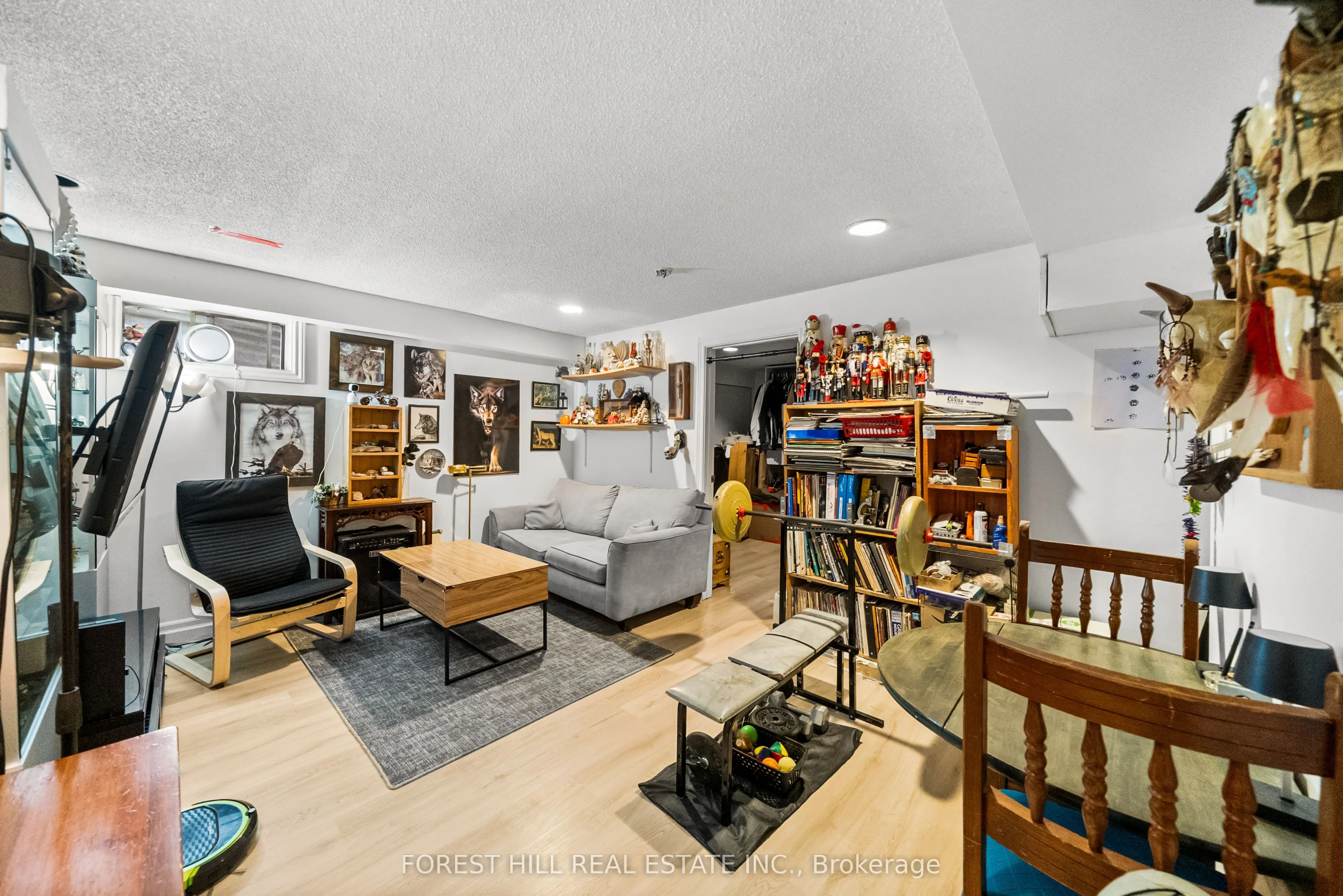 3 Saunders Lane