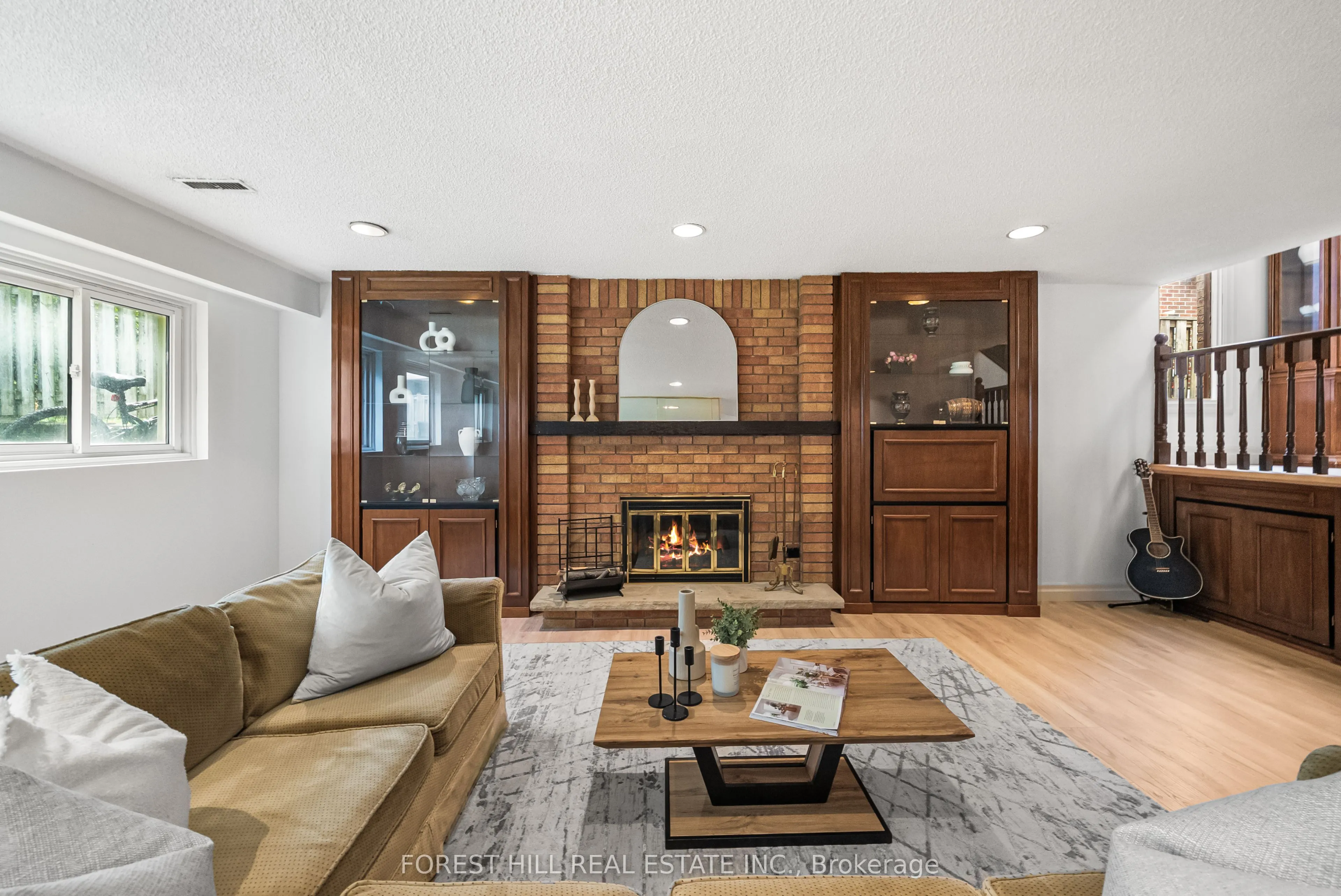 3 Saunders Lane