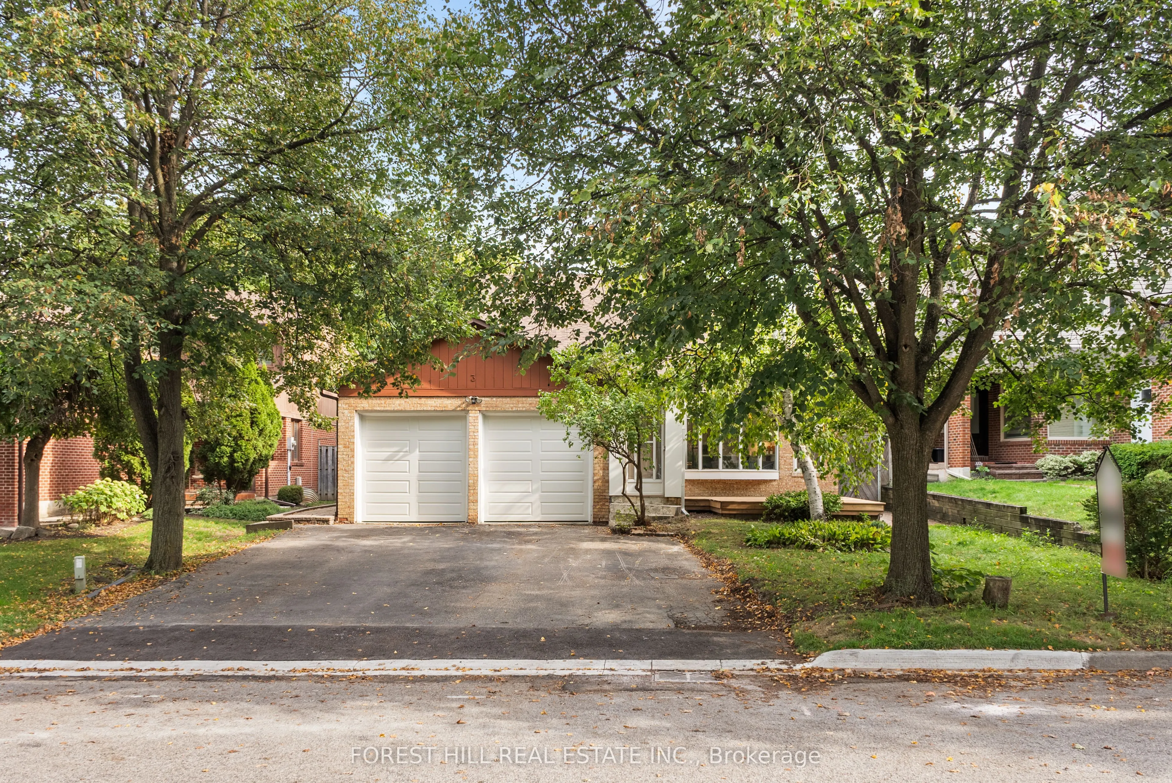 3 Saunders Lane