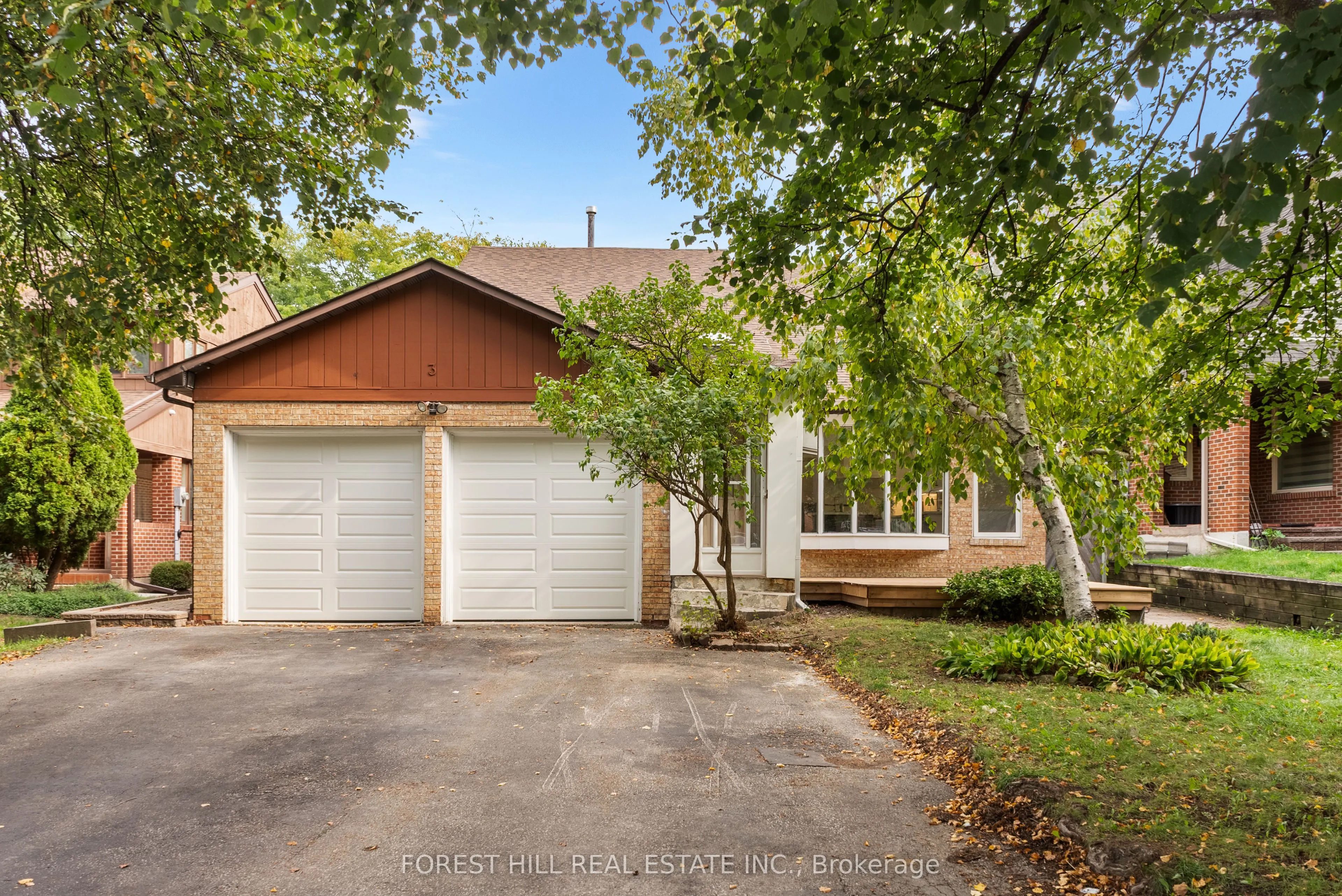 3 Saunders Lane