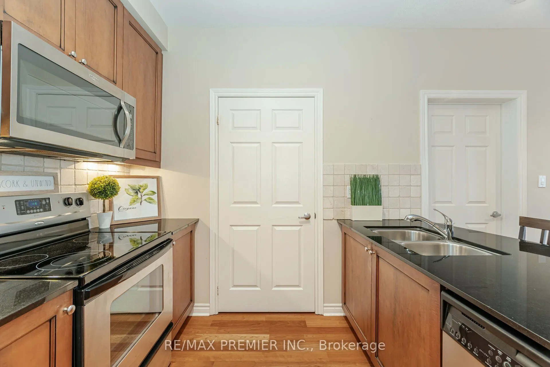 4620 Highway 7, #306