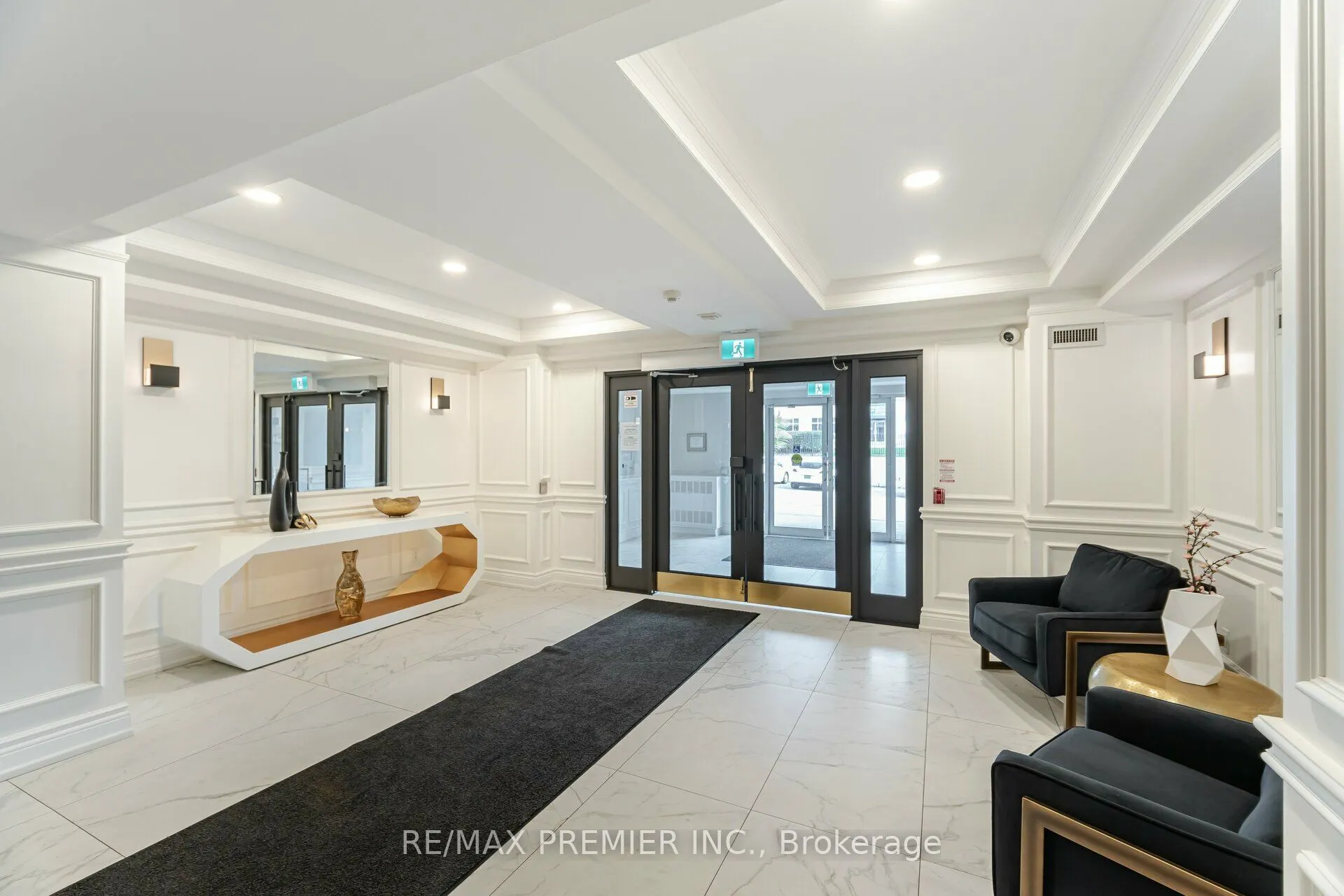 4620 Highway 7, #306