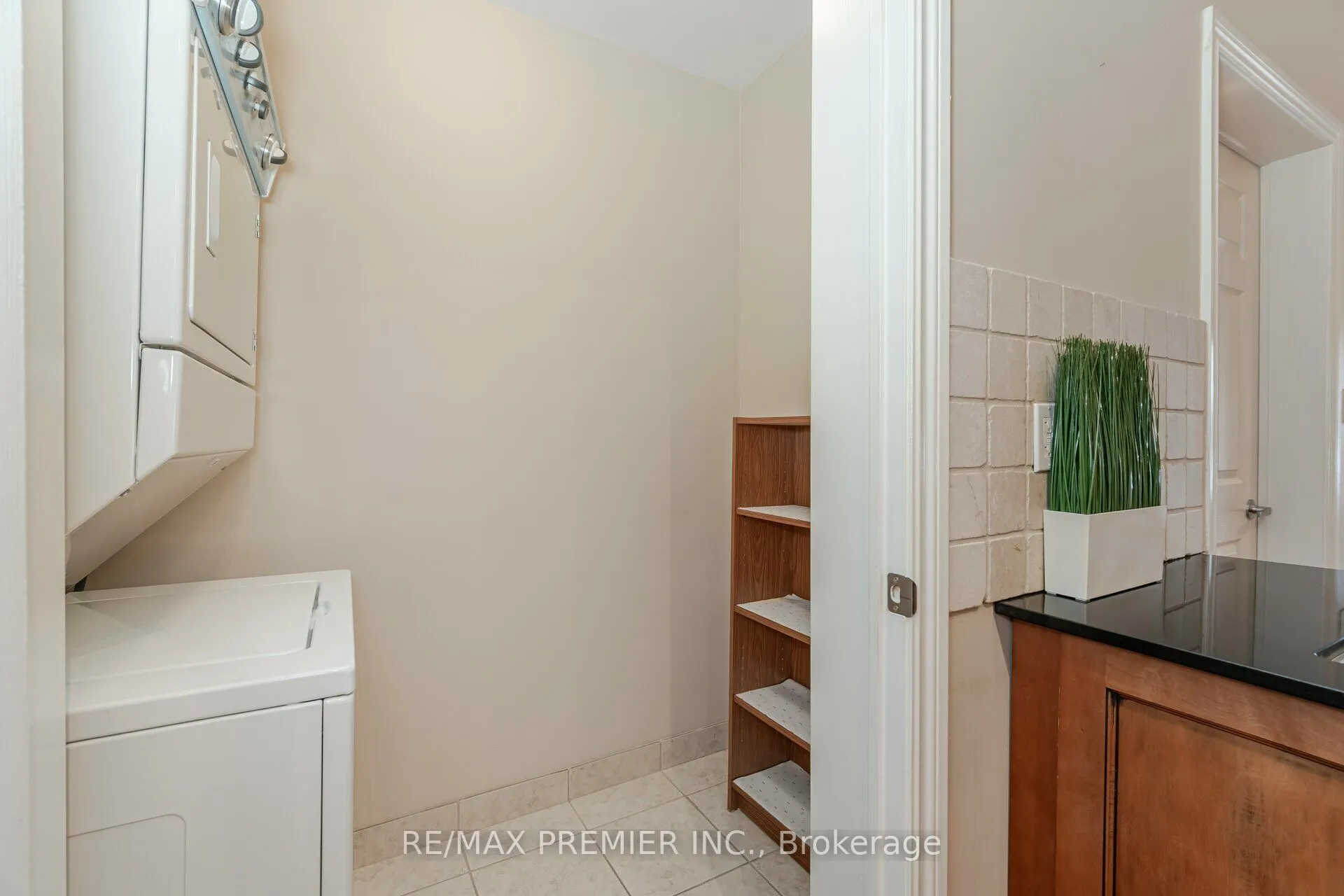 4620 Highway 7, #306