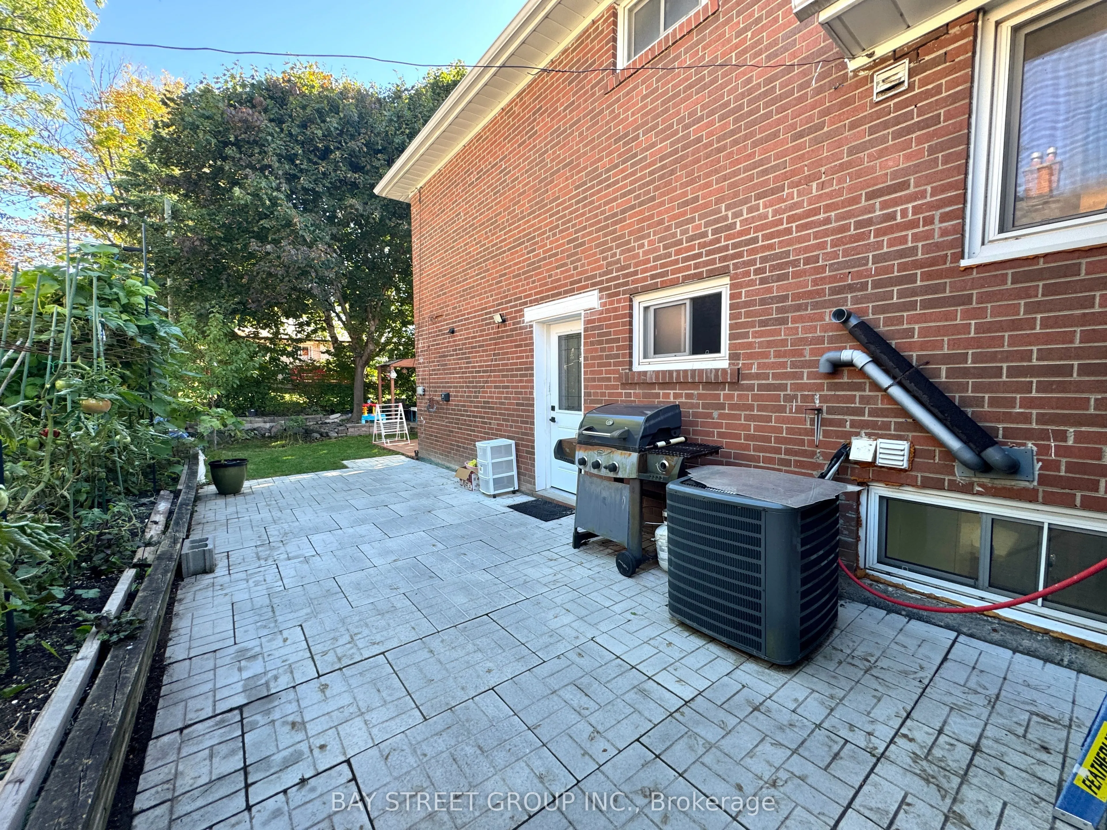 43 Sherwood Forest Drive