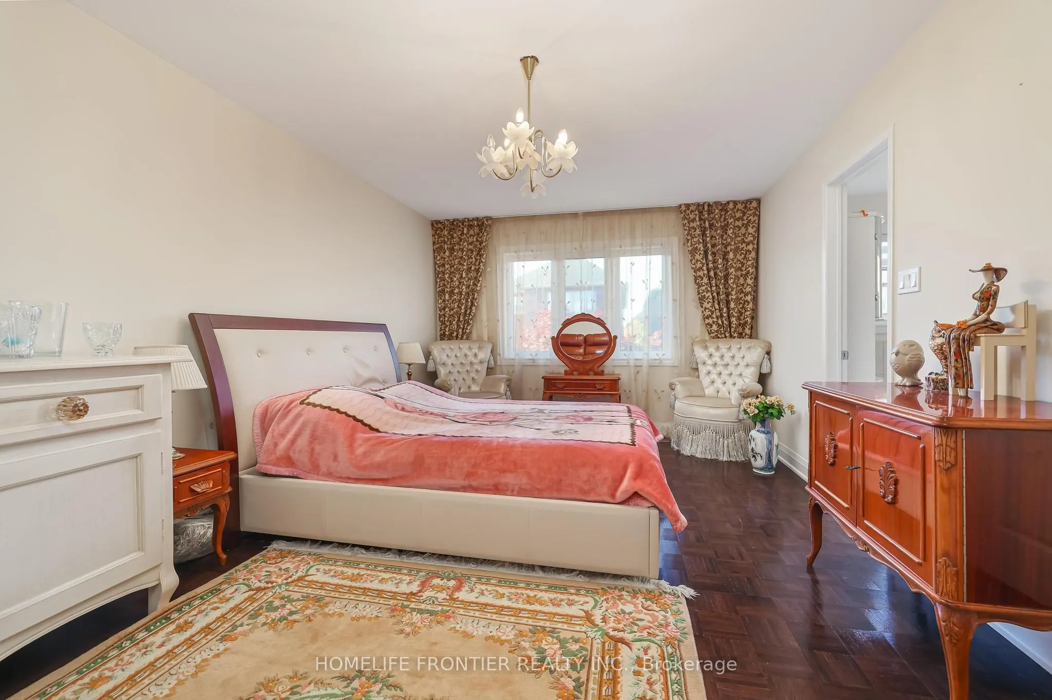 86 Venice Gate Drive