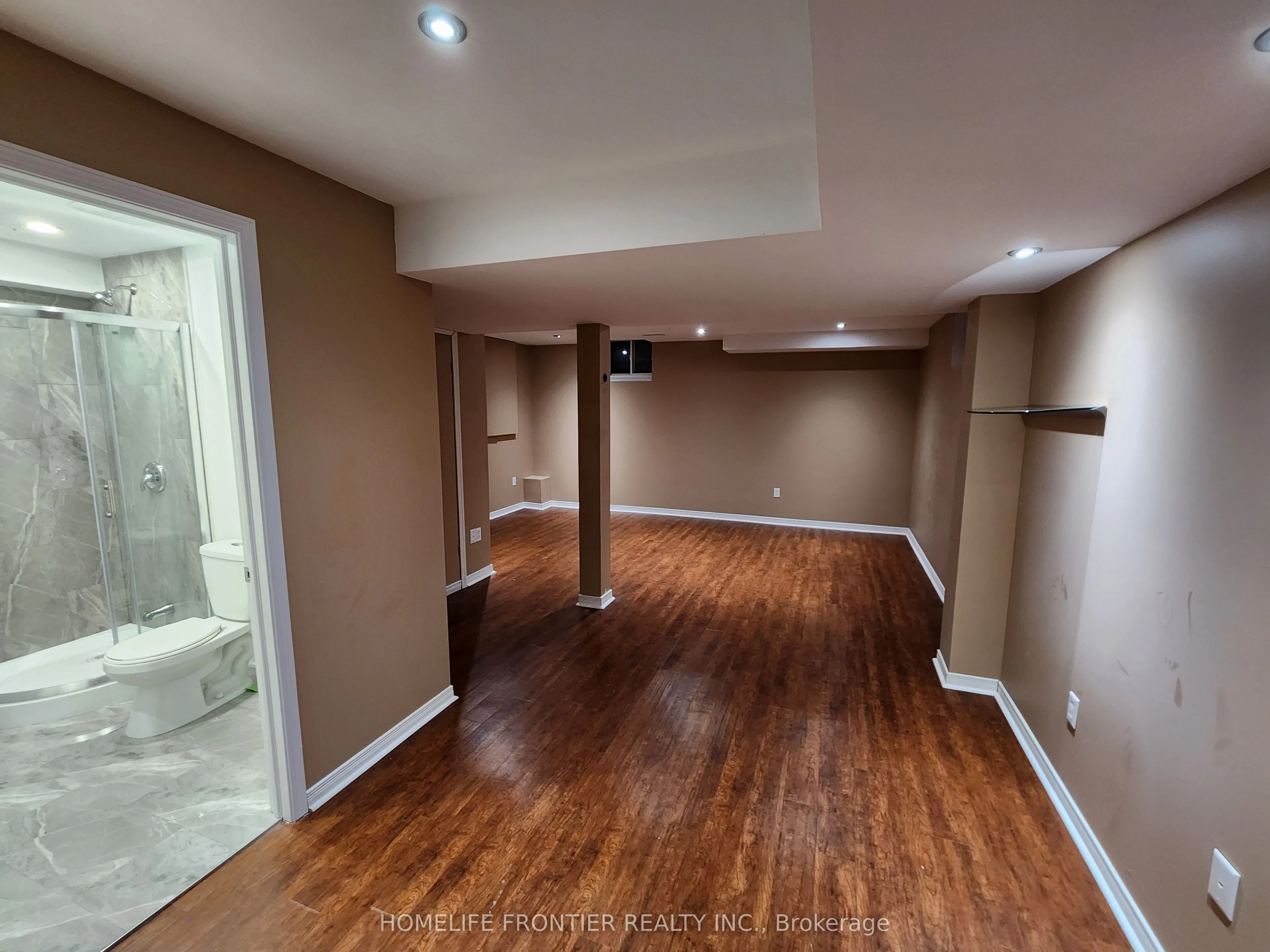 86 Venice Gate Drive