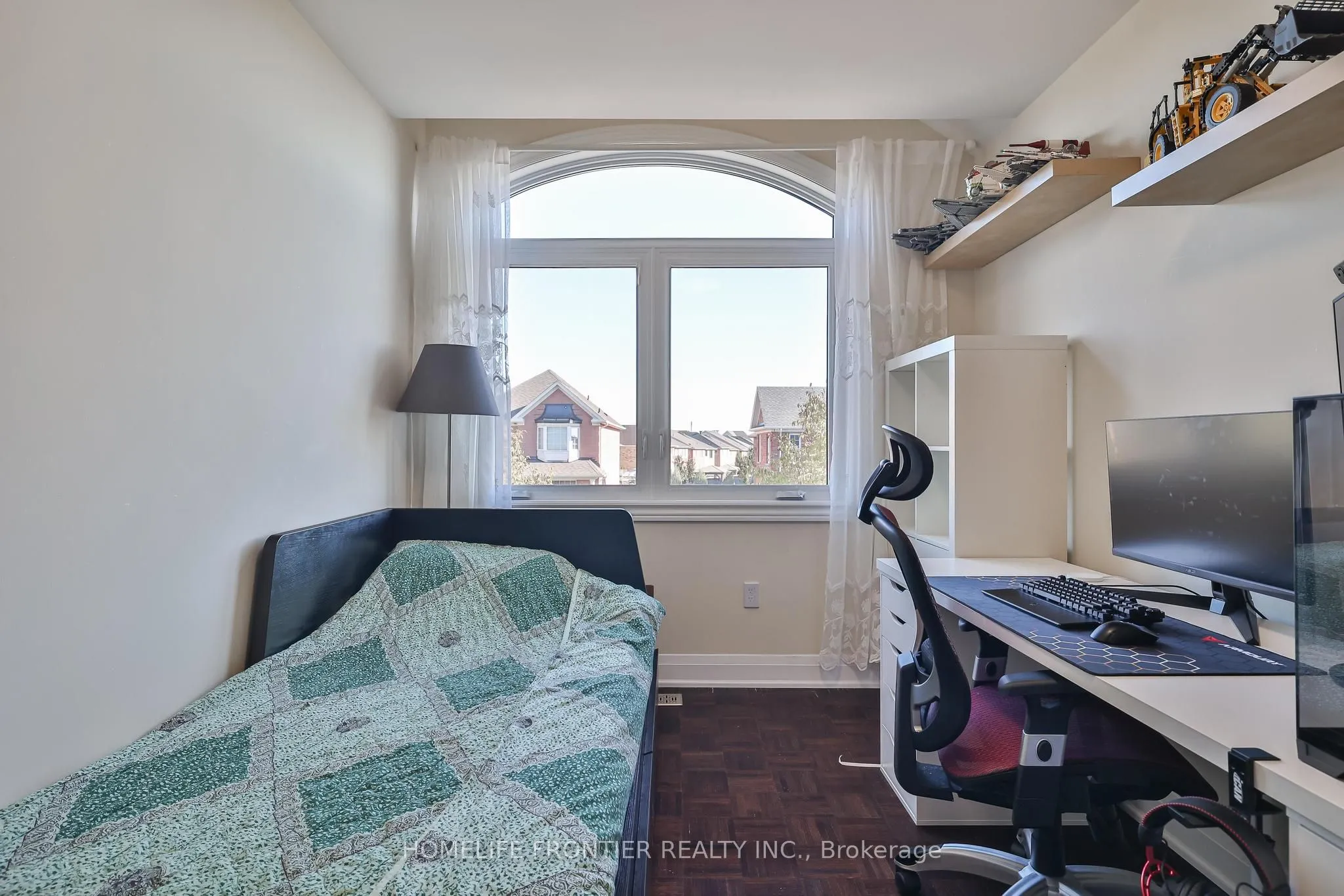 86 Venice Gate Drive
