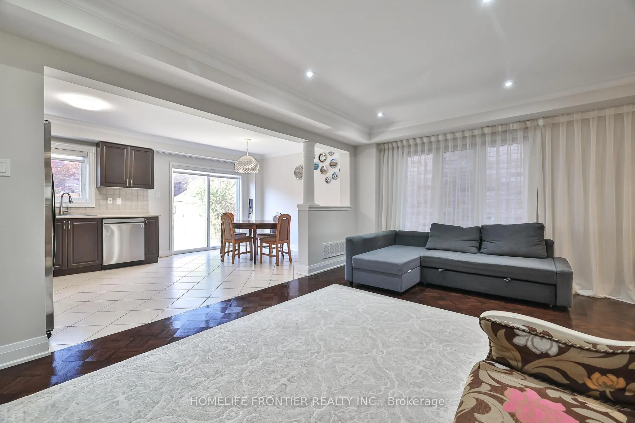 86 Venice Gate Drive