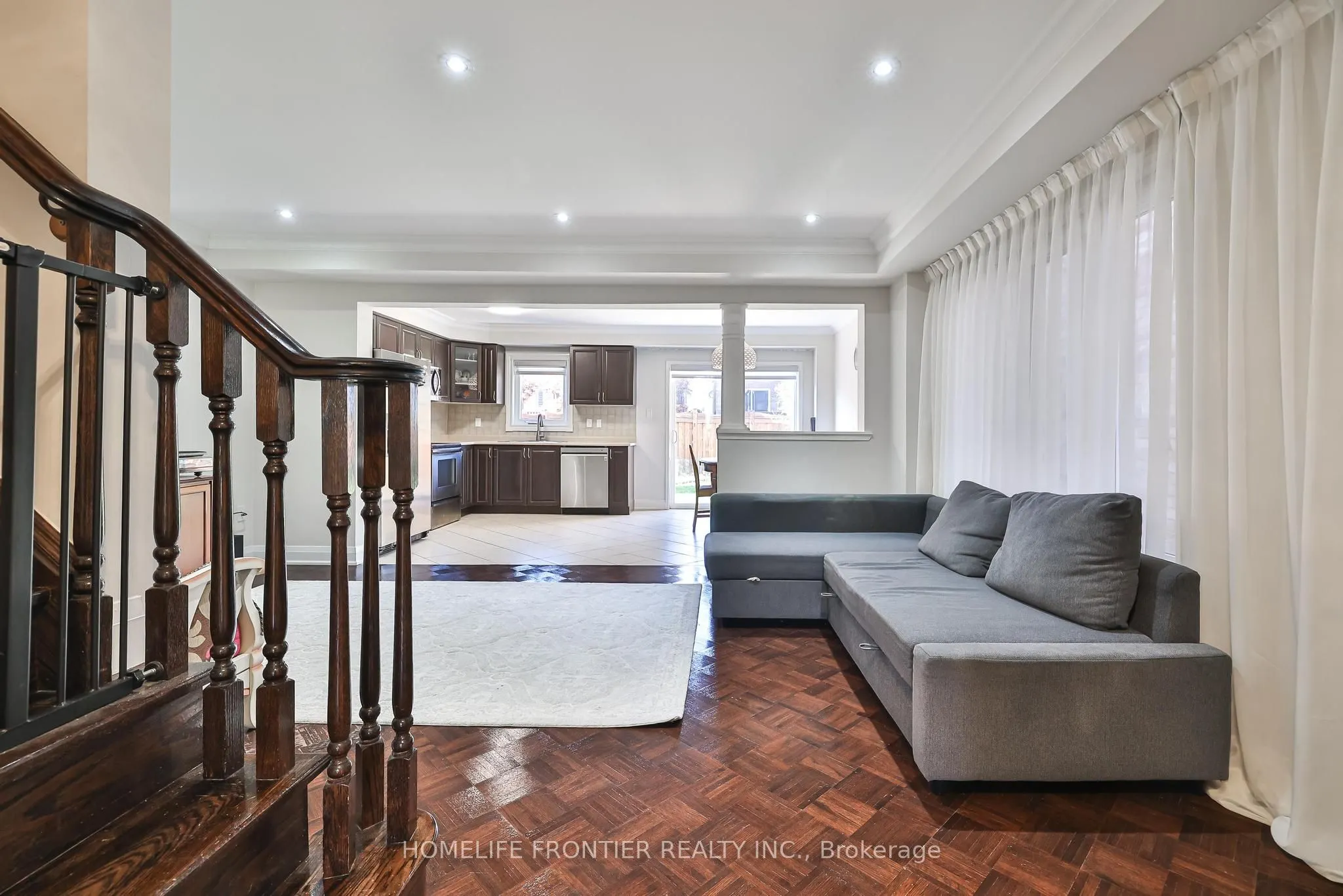 86 Venice Gate Drive