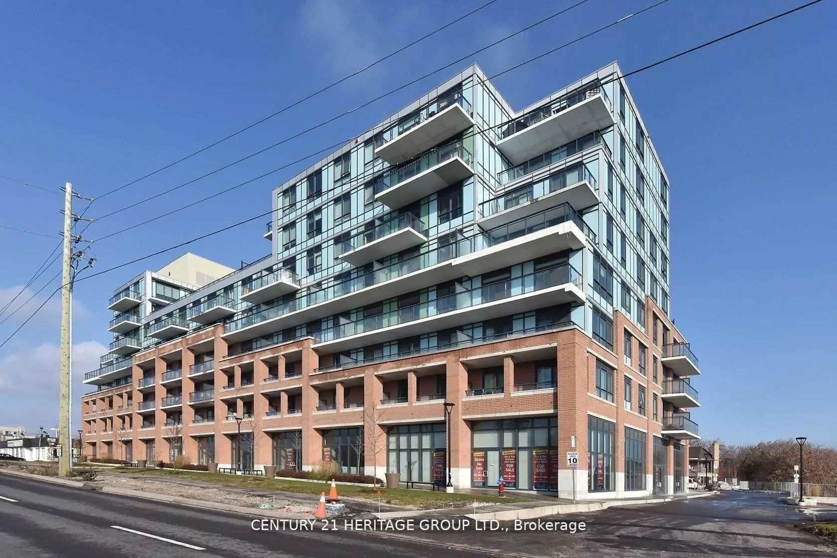 11611 Yonge Street, #PH8