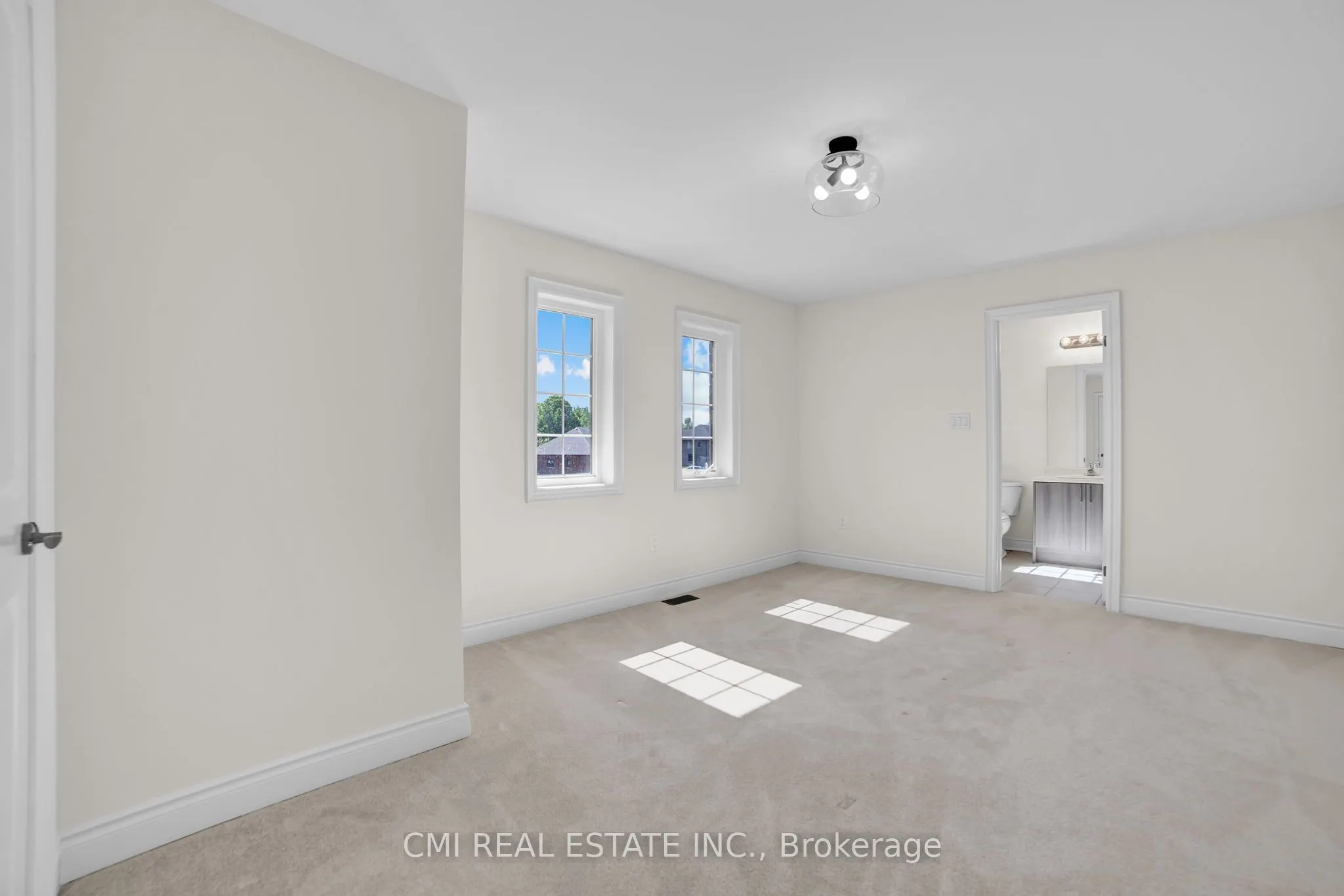 22 Birchwood Lane