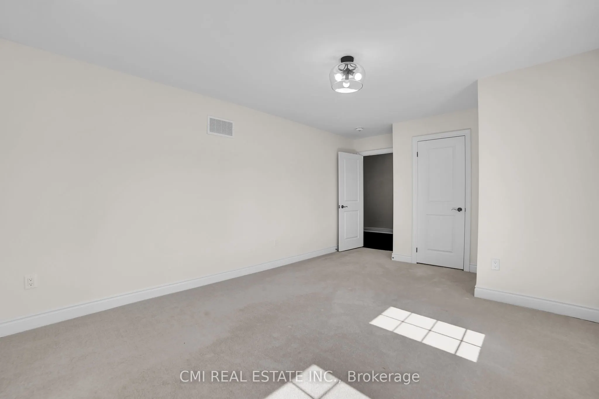 22 Birchwood Lane