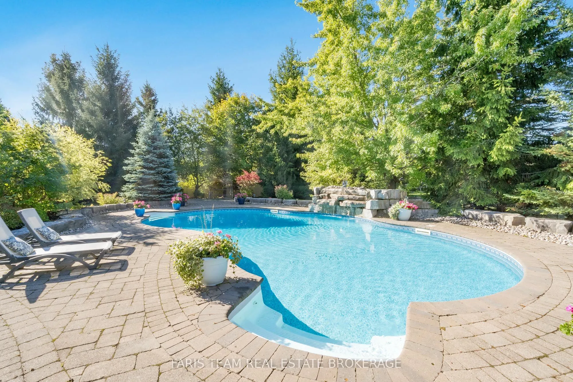 2 Evergreen Lane