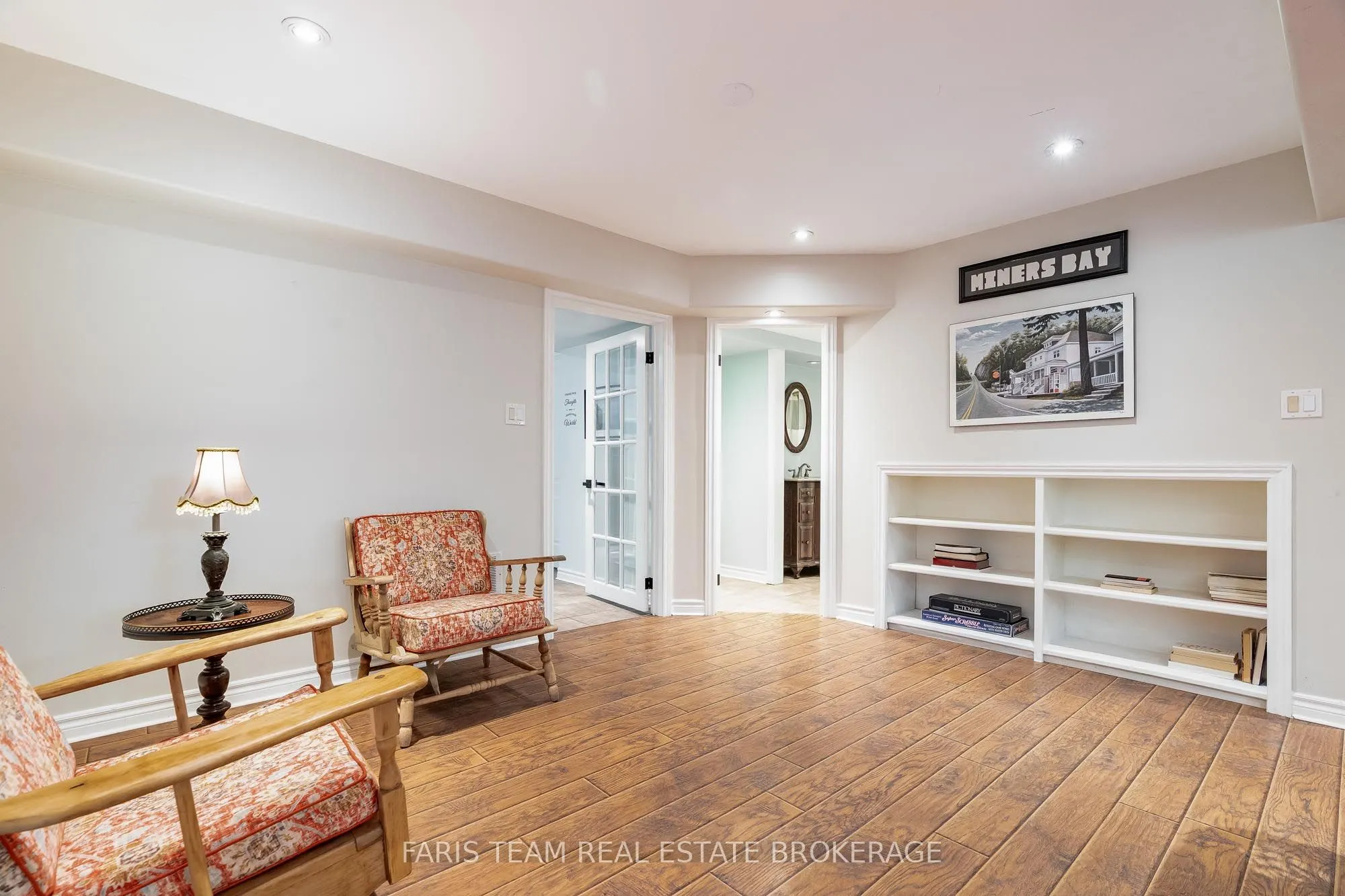 2 Evergreen Lane
