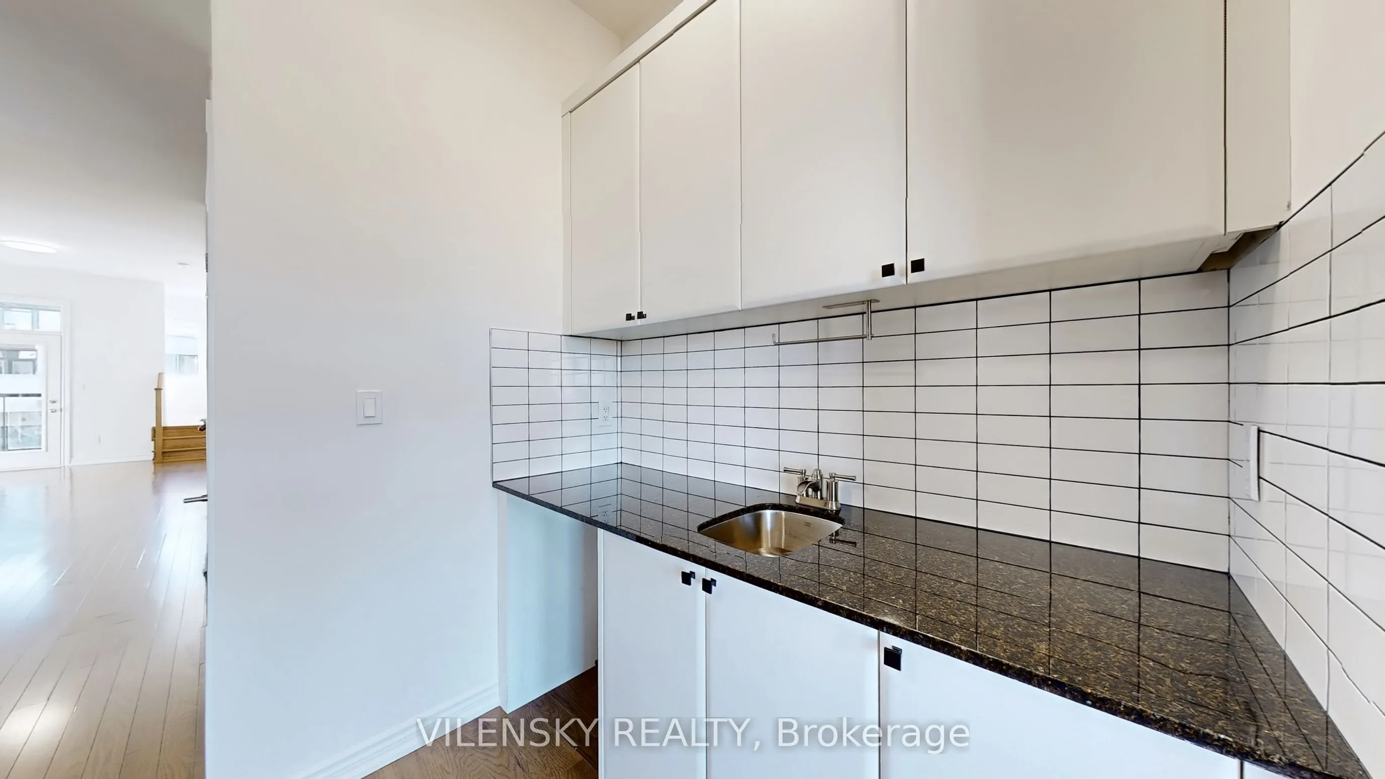119 Golden Trail