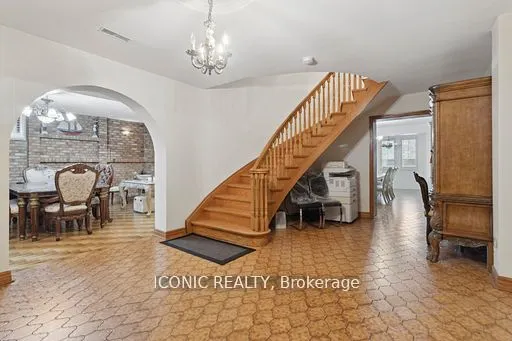 44 Wigwoss Drive