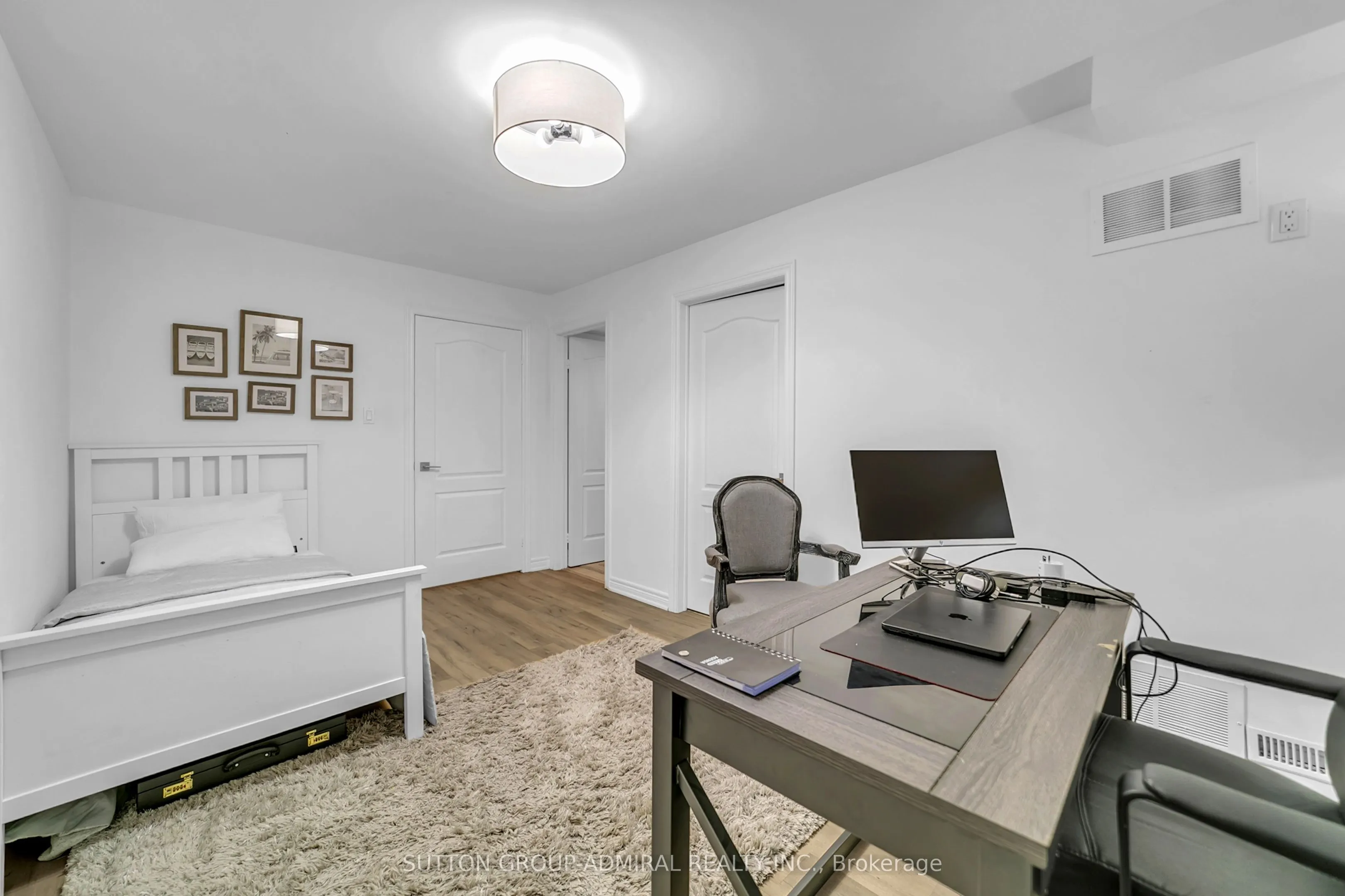 255 Shaftsbury Avenue, #64