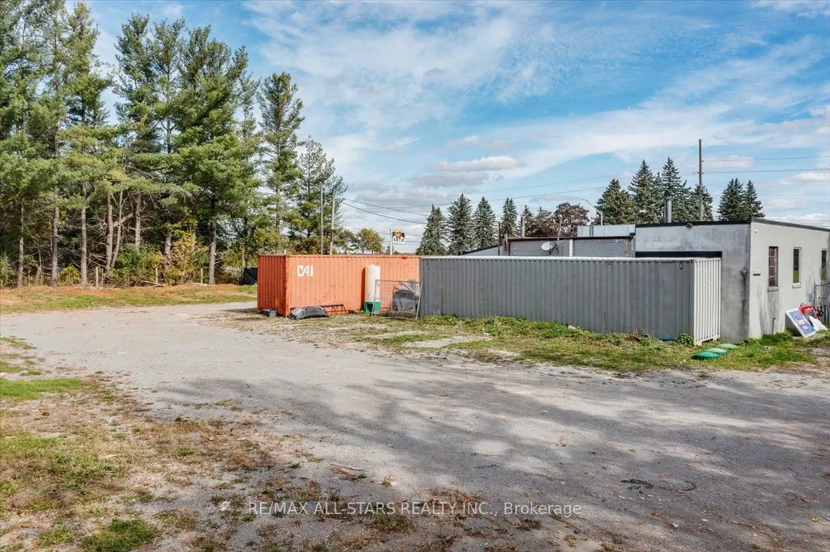 14806 Woodbine Avenue