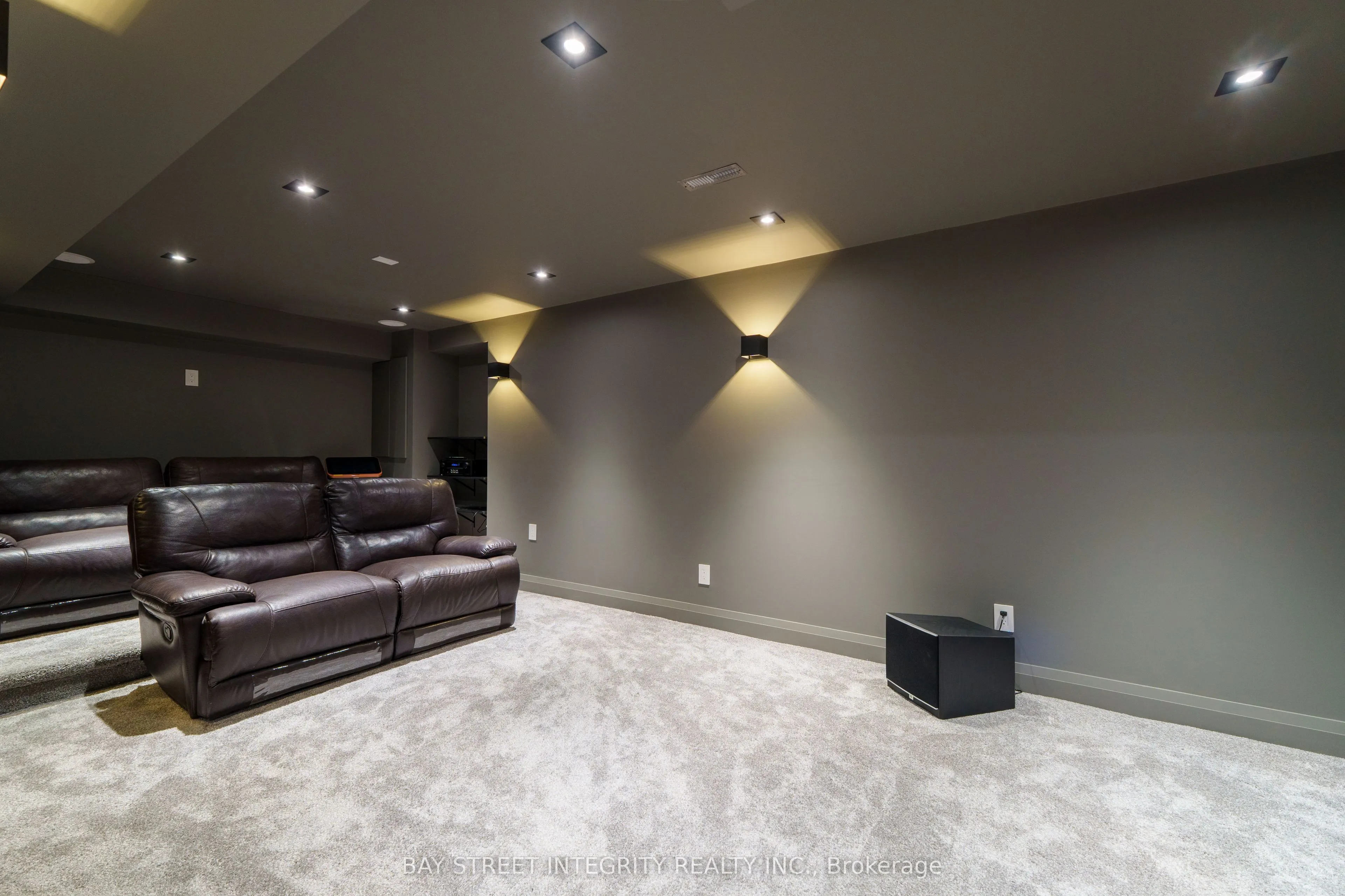 2247 Rodick Road