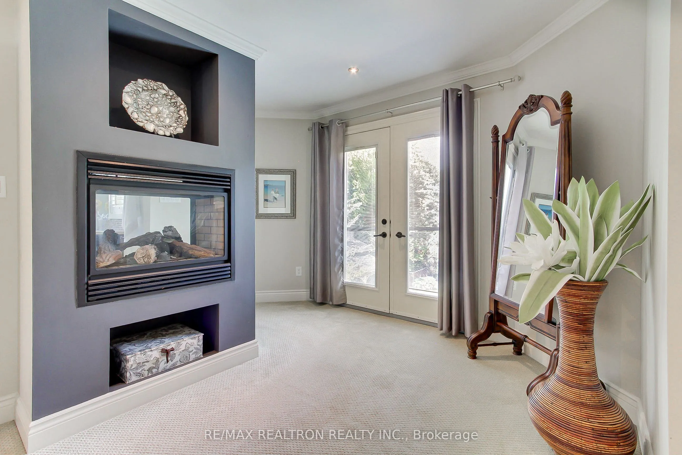 1824 Mount Albert Road