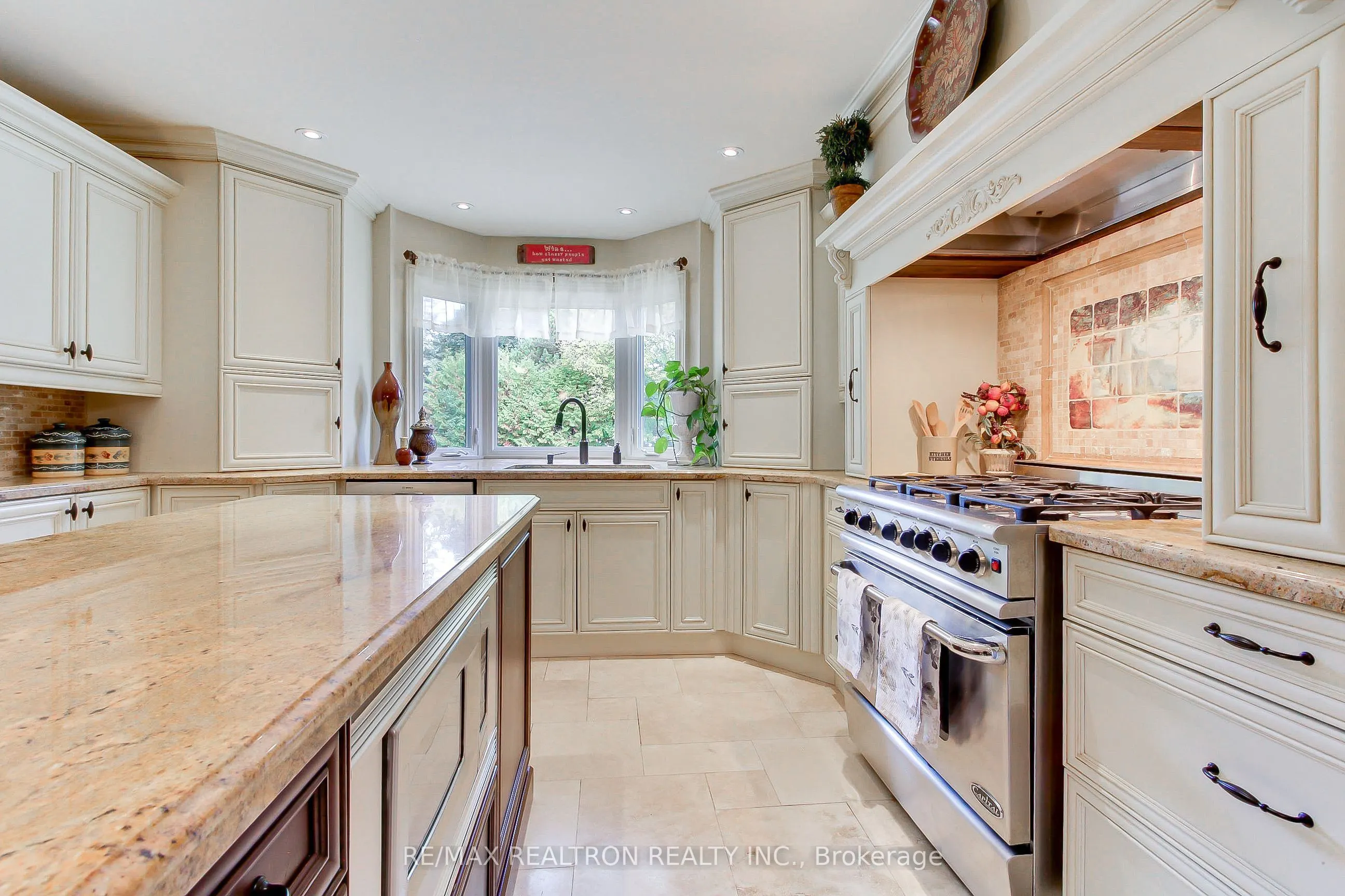 1824 Mount Albert Road