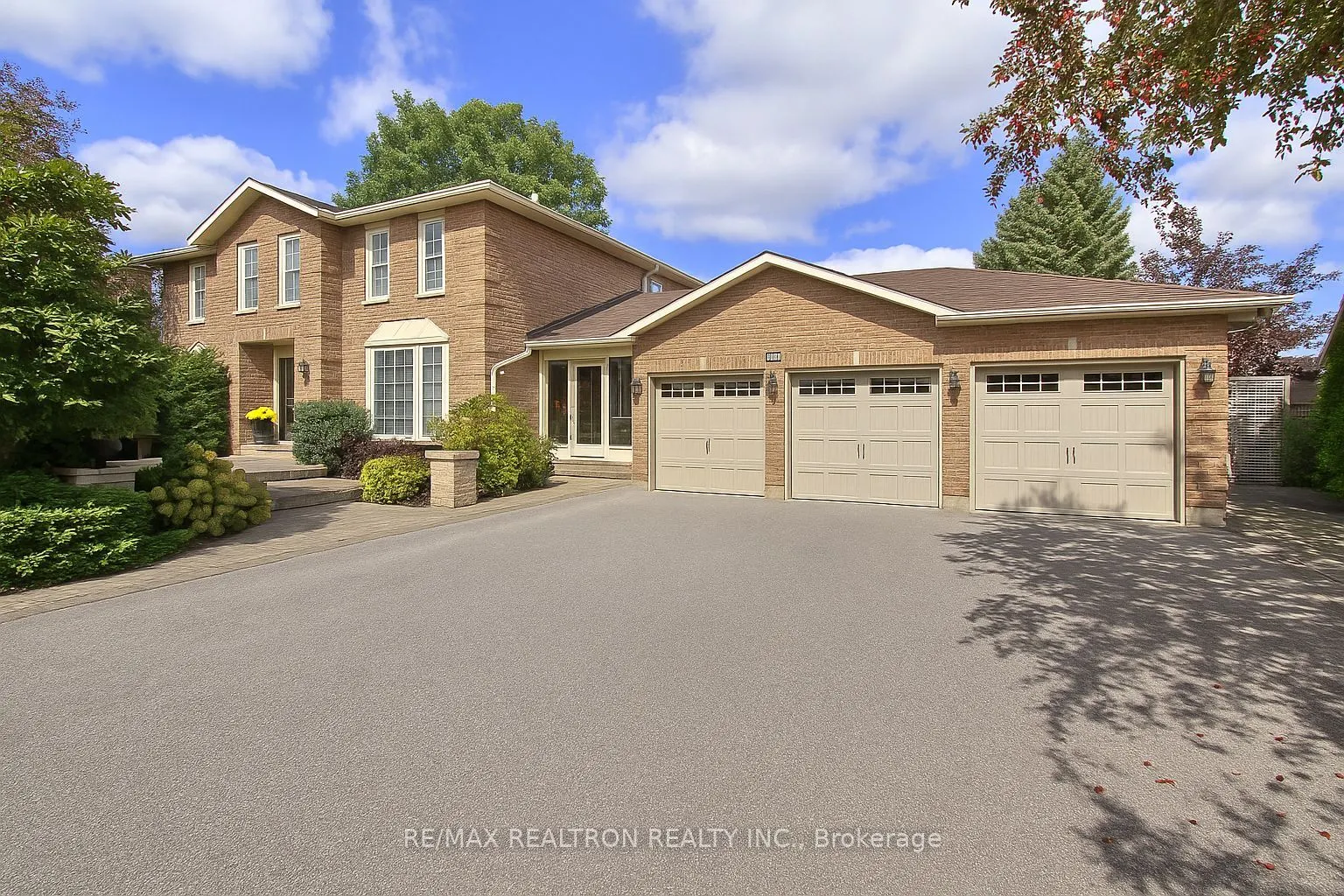 1824 Mount Albert Road