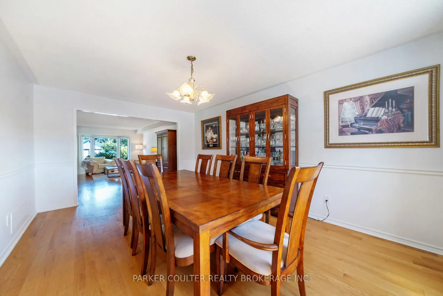 2725 Shering Crescent