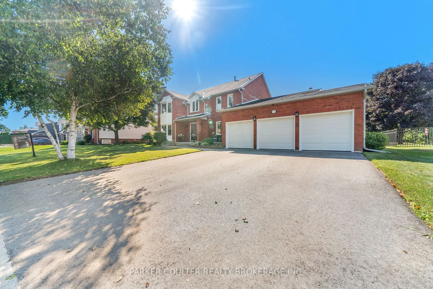 2725 Shering Crescent