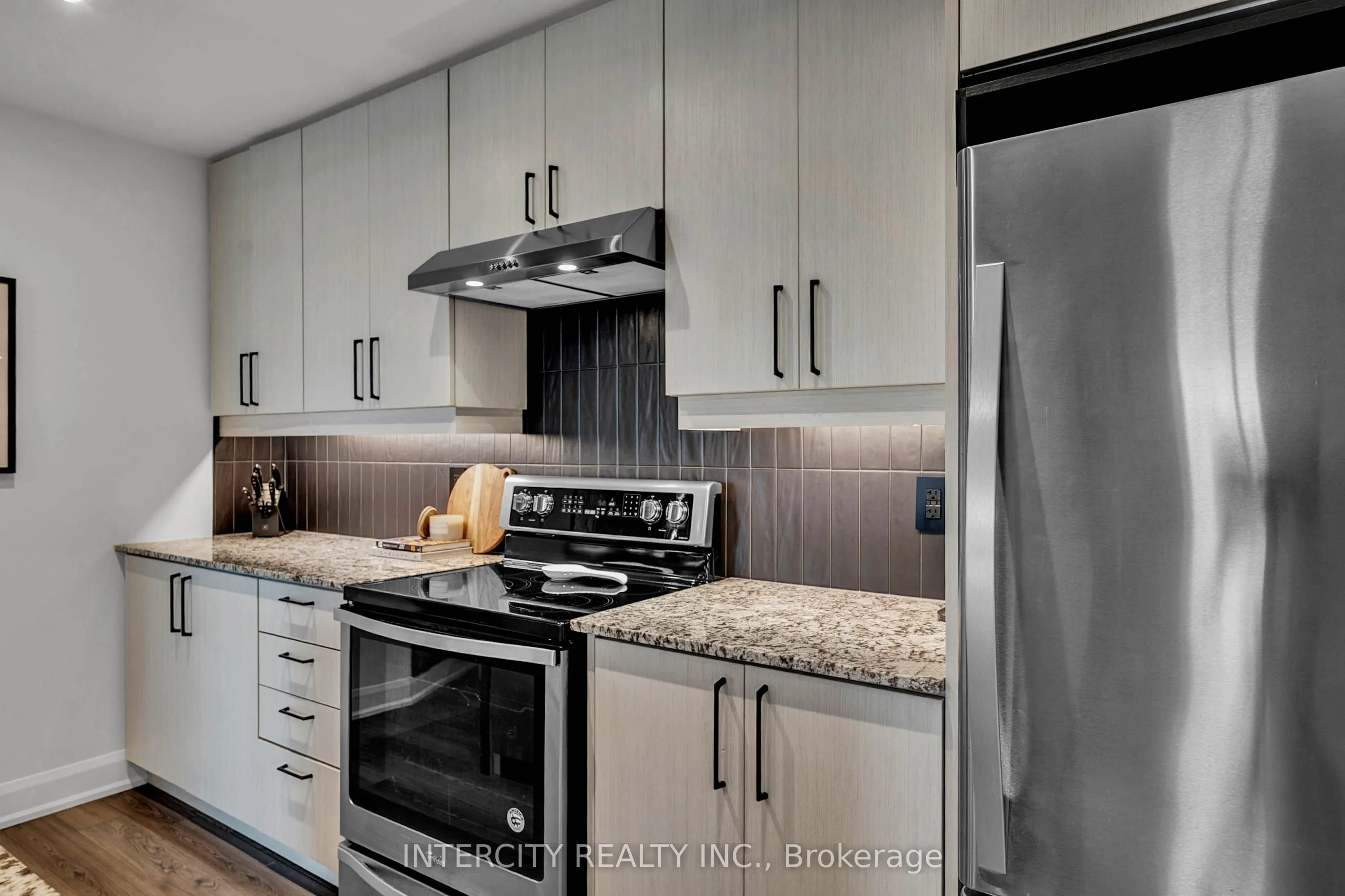 2910 Highway 7 W, #412