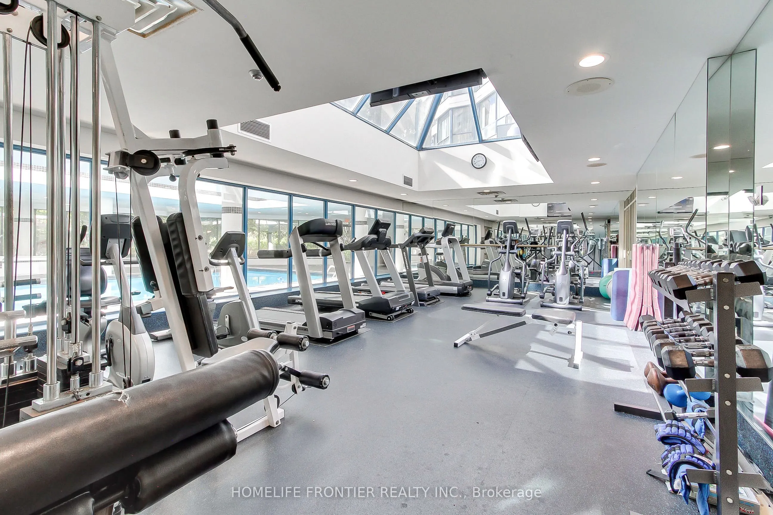 7300 Yonge Street, #411