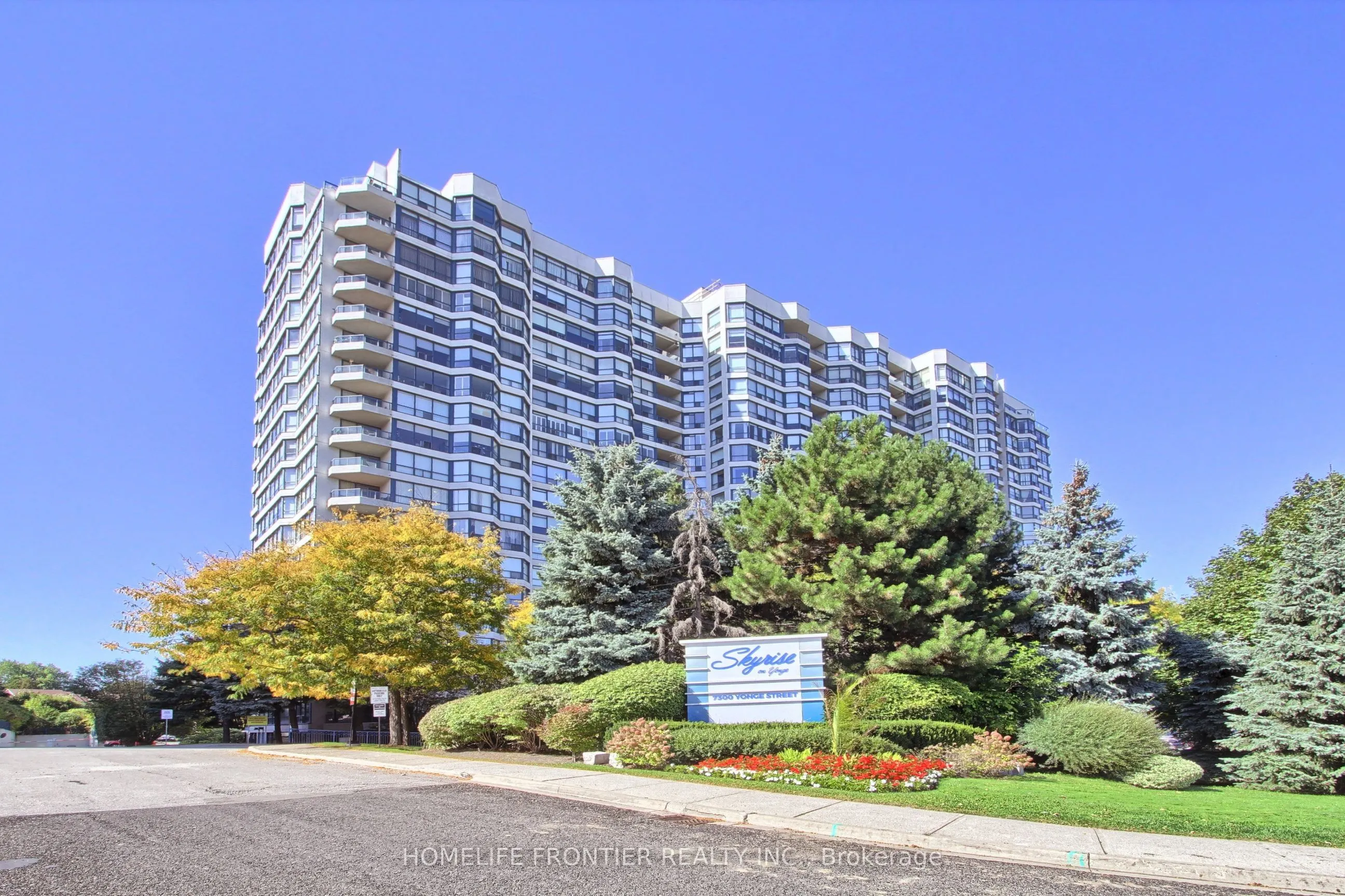 7300 Yonge Street, #411