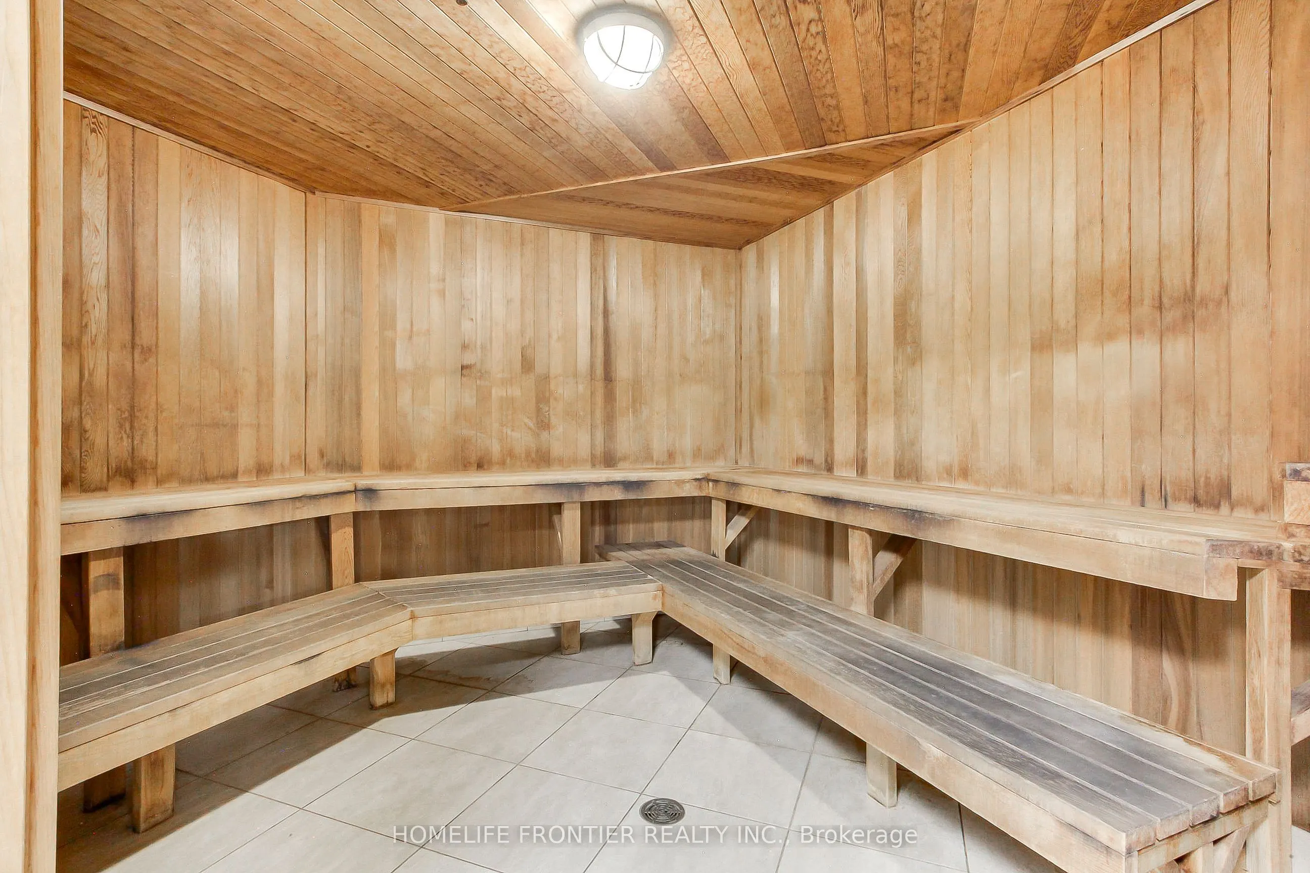 7300 Yonge Street, #411